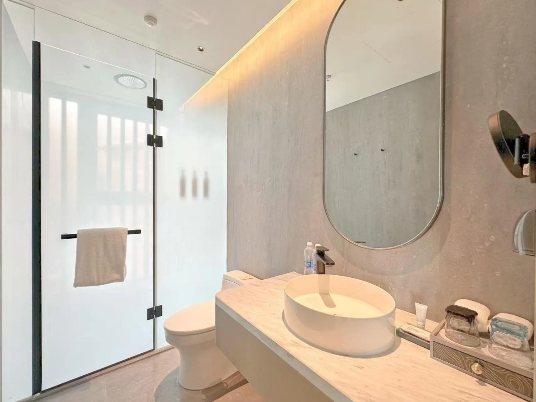 Toilet in Beihai Marriott Resort