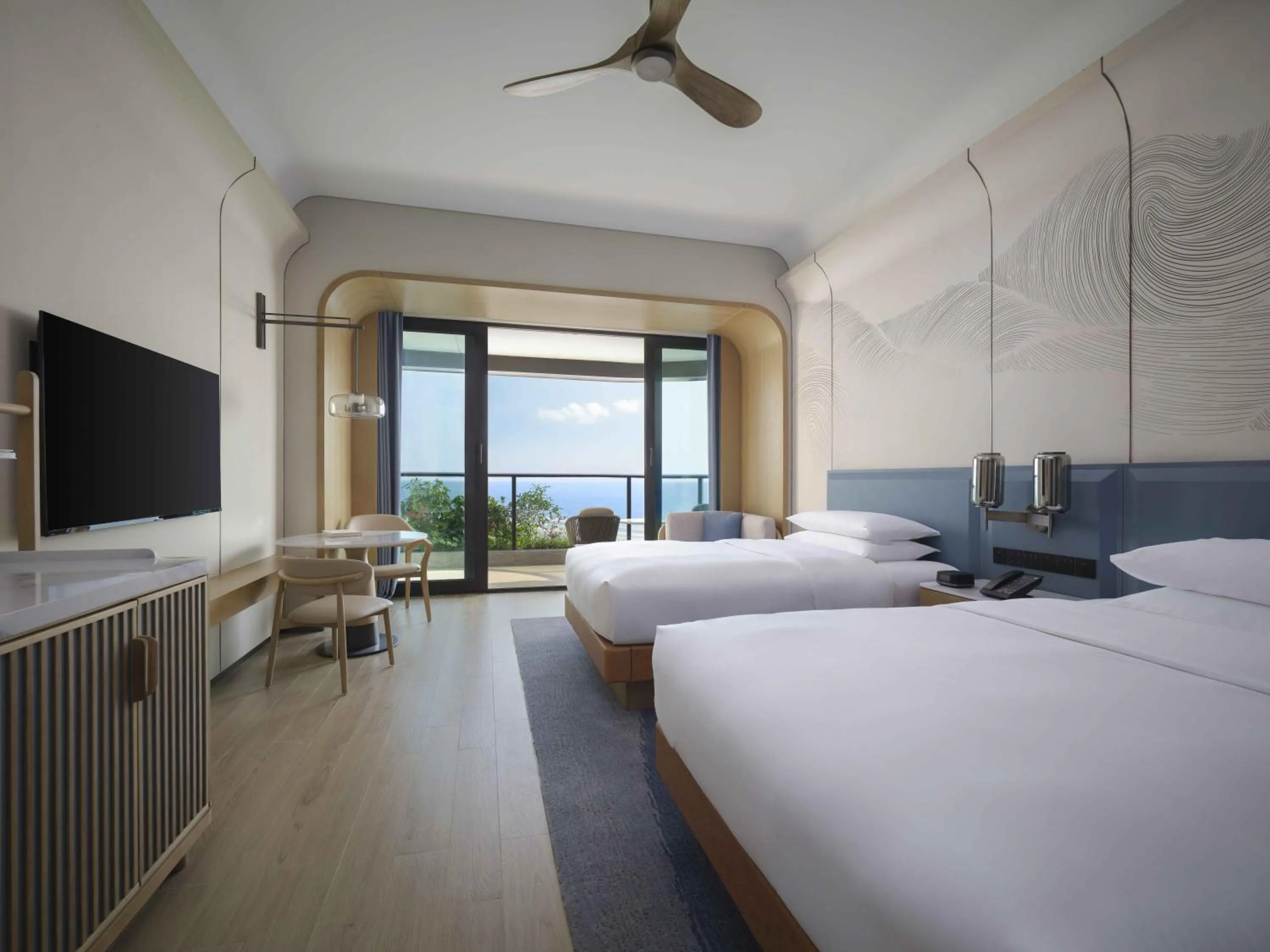 Photo of the whole room, Bed in Beihai Marriott Resort