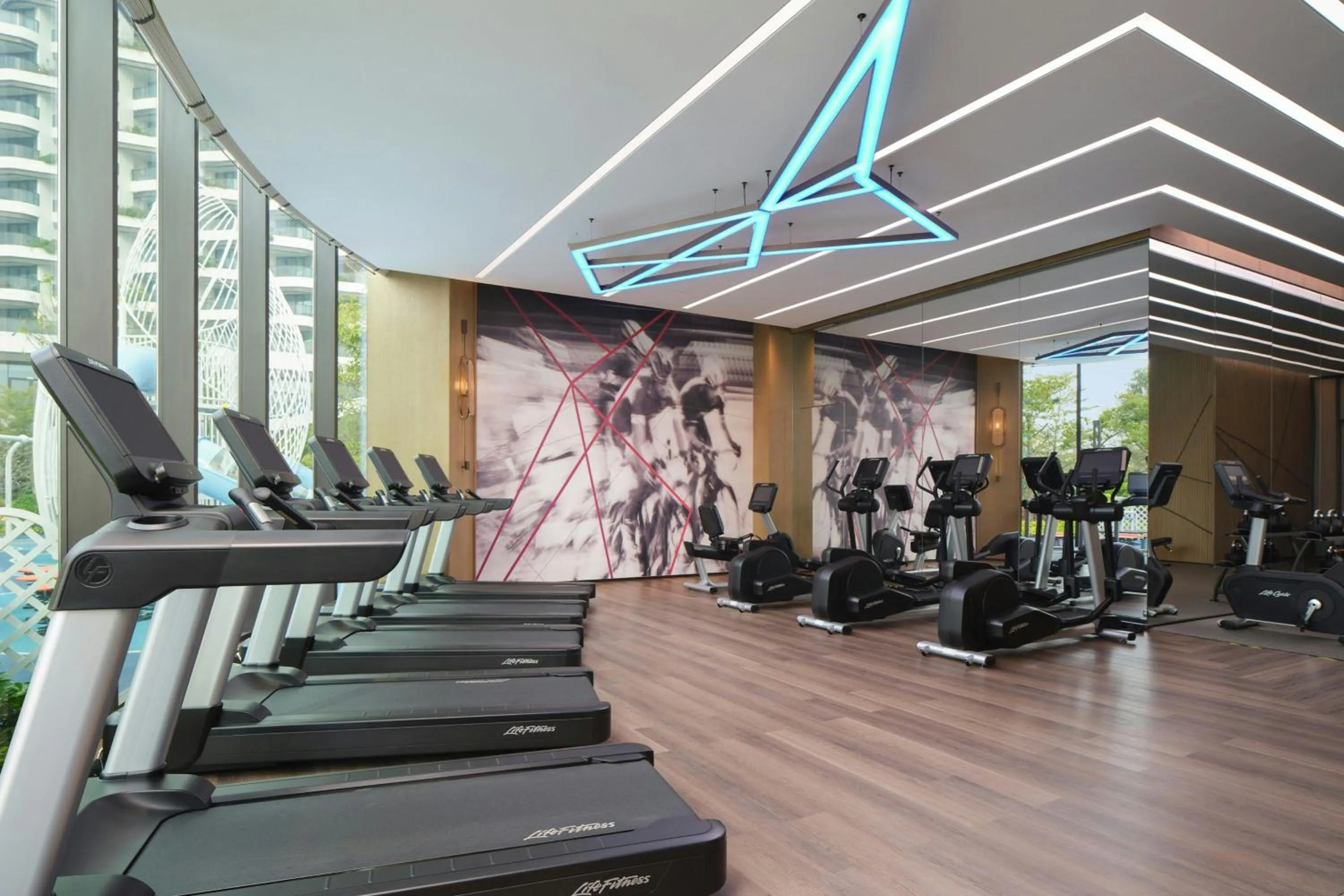 Fitness centre/facilities in Beihai Marriott Resort