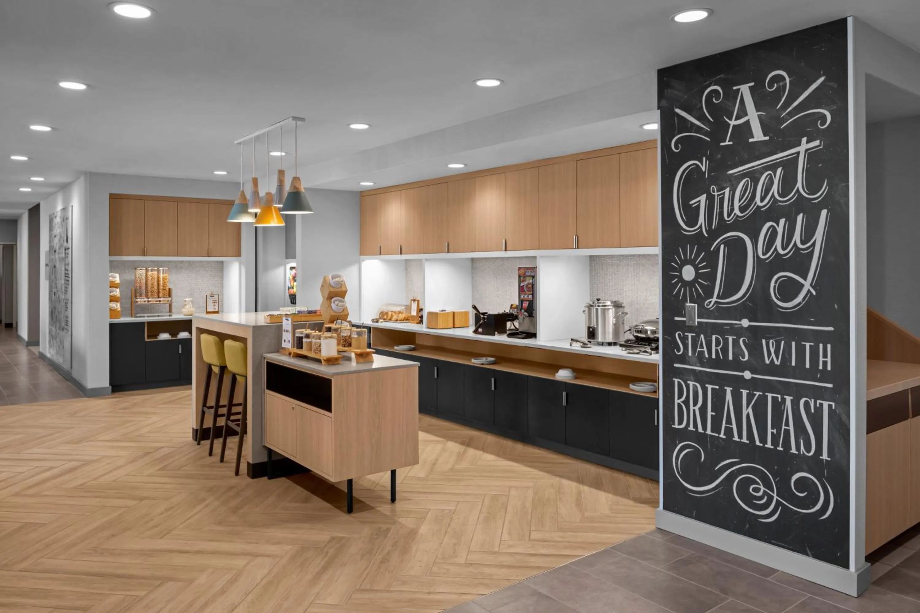 Breakfast in TownePlace Suites by Marriott Nampa