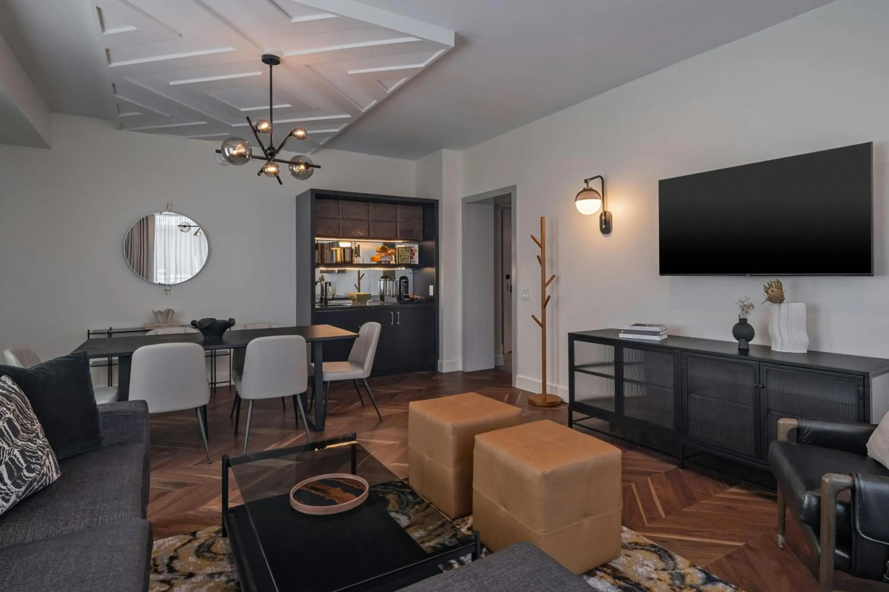 Photo of the whole room in The Vanguard Ann Arbor, Autograph Collection Photo of the whole room in The Vanguard Ann Arbor, Autograph Collection