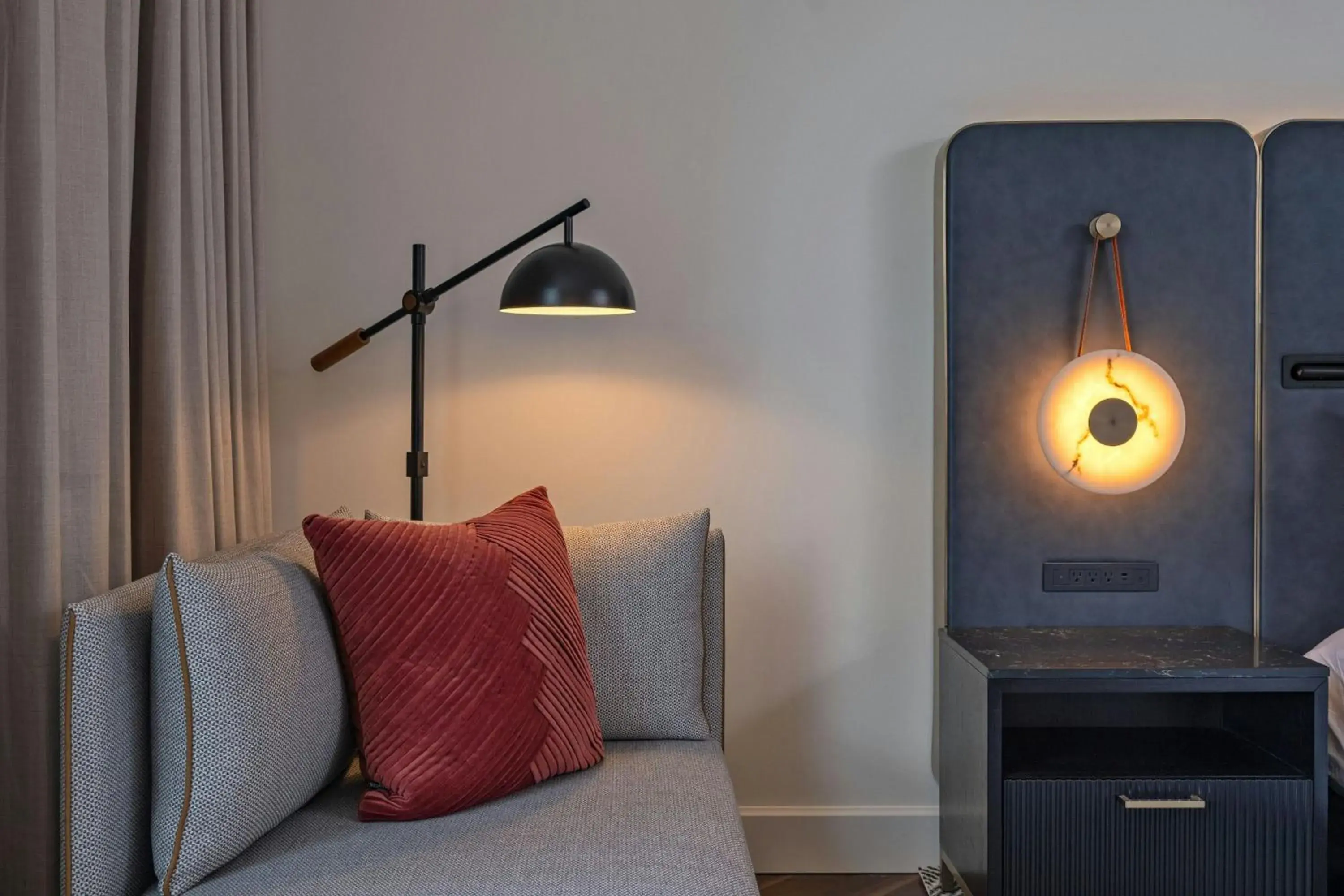 Lounge or bar in The Vanguard Ann Arbor, Autograph Collection Lounge or bar in The Vanguard Ann Arbor, Autograph Collection