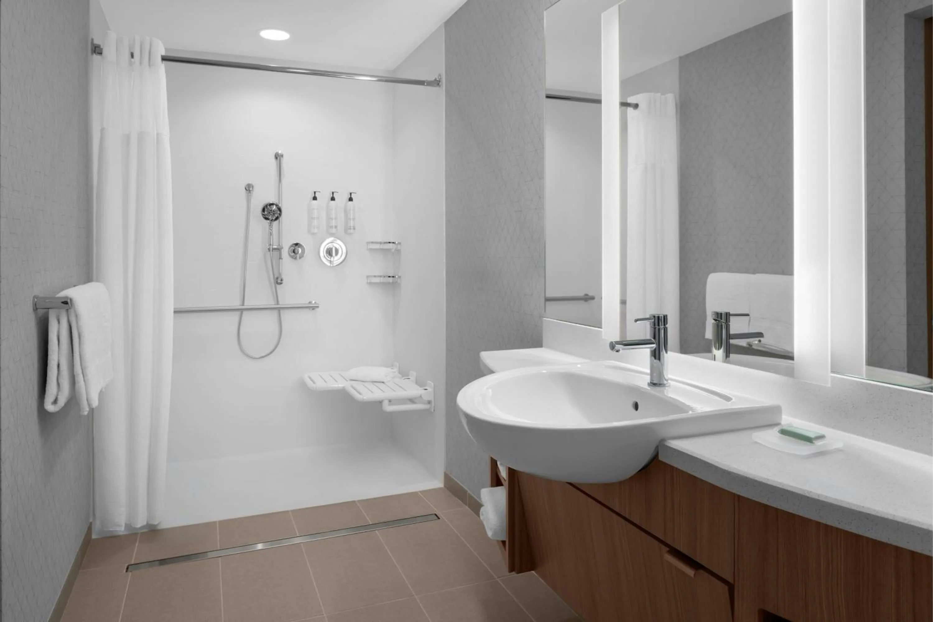 Bathroom in SpringHill Suites by Marriott Grand Island