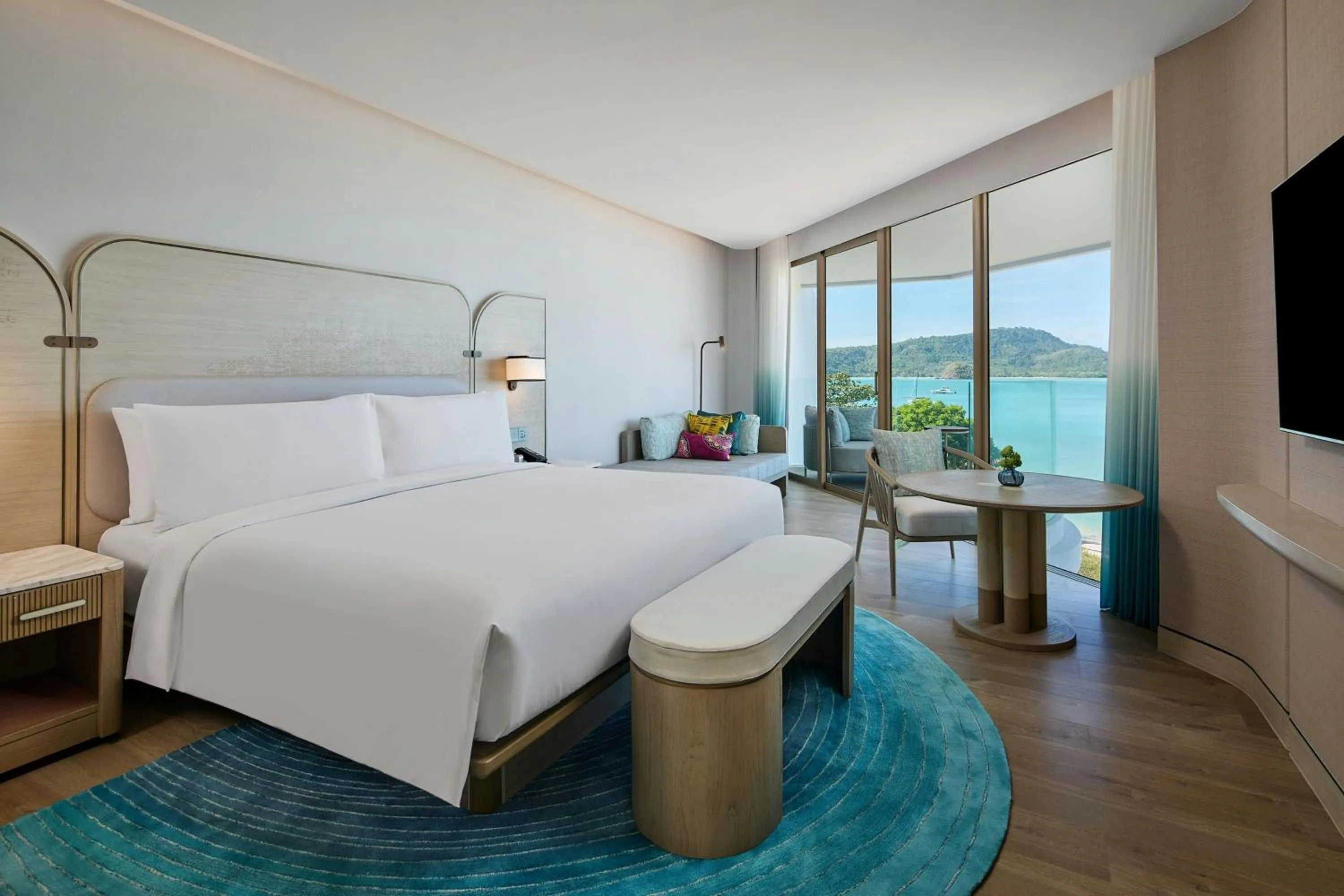 Swimming pool, Bed in Veranda Resort Phuket, Autograph Collection