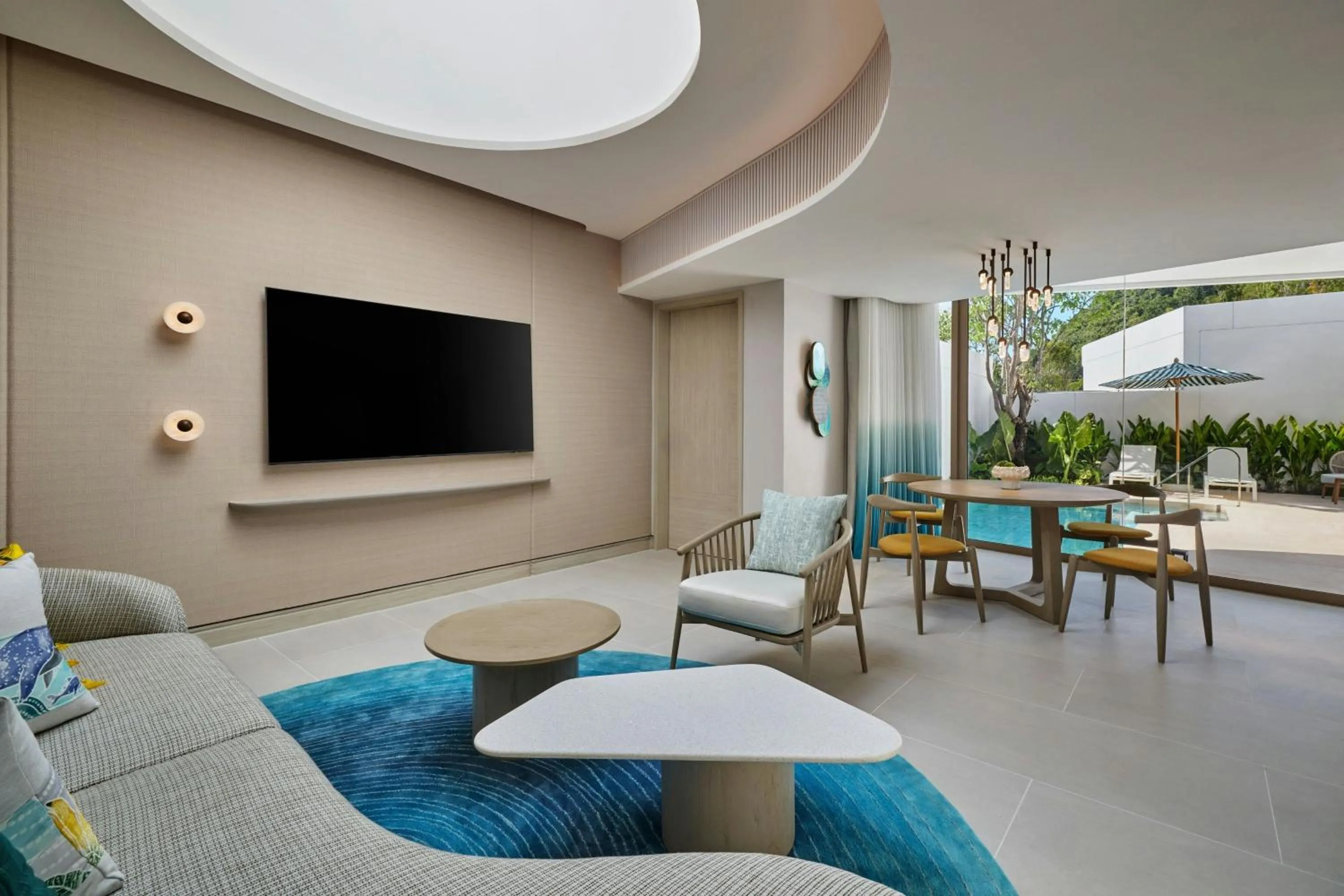 Swimming pool in Veranda Resort Phuket, Autograph Collection