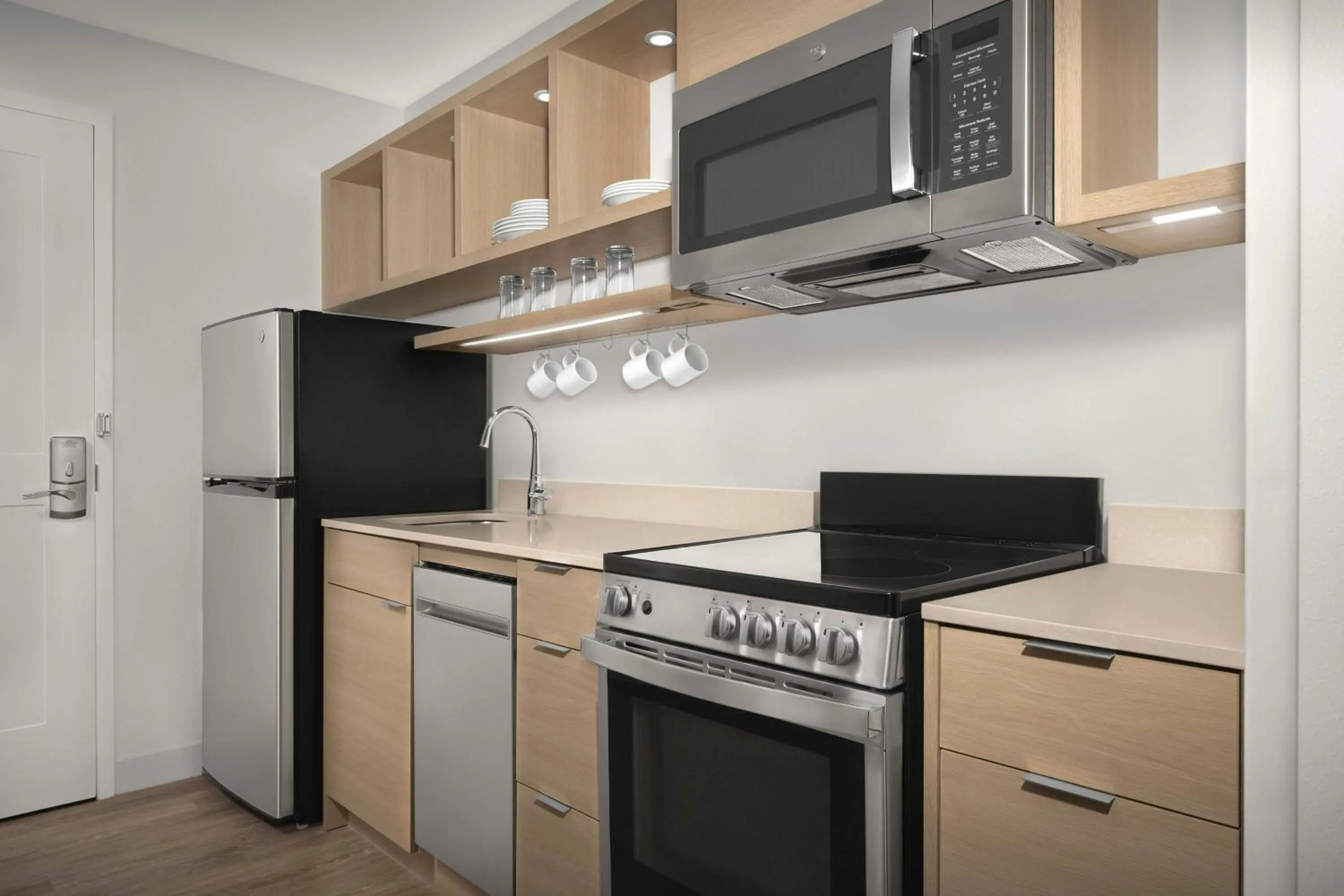 Kitchen or kitchenette in TownePlace Suites By Marriott Lake City