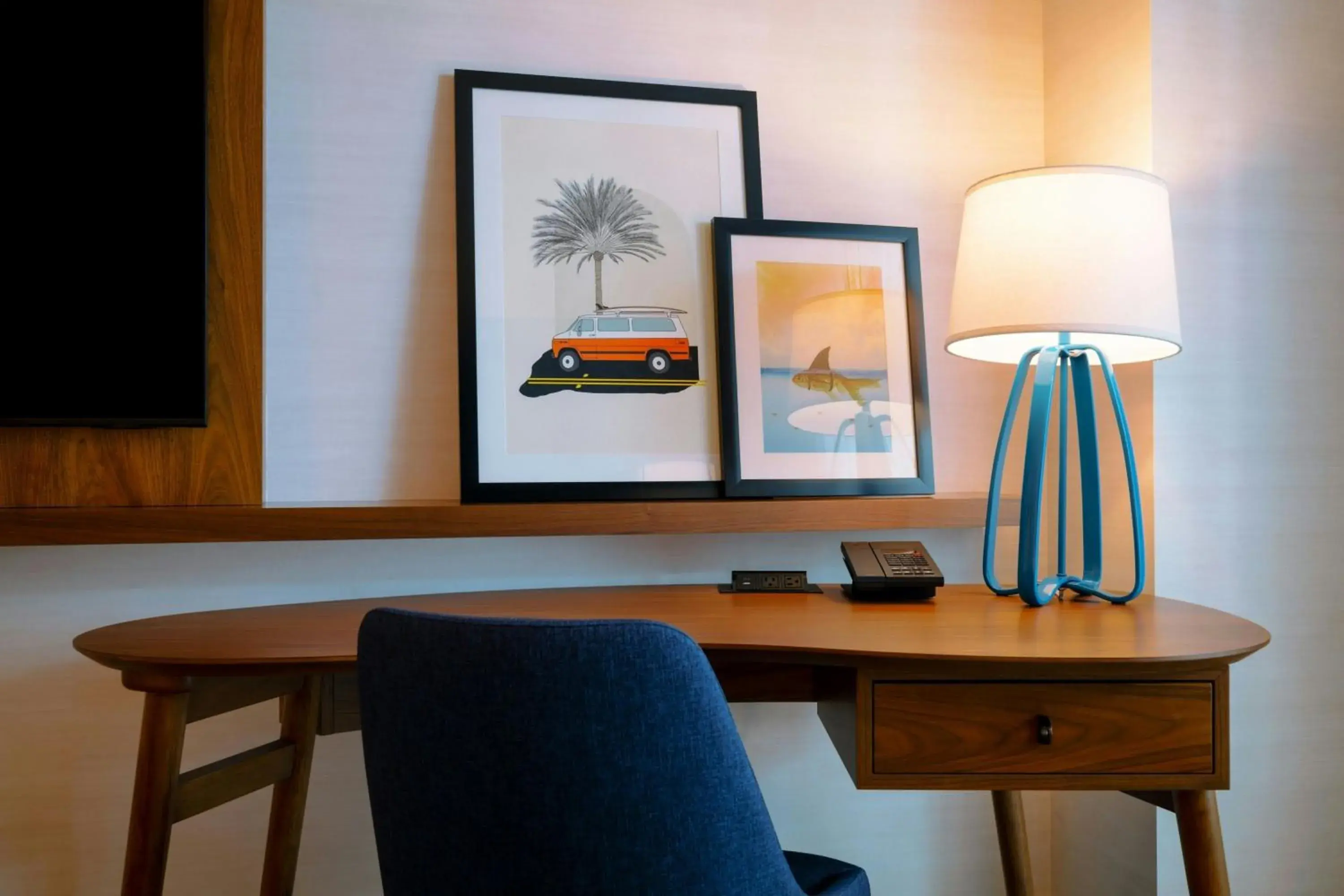 Queen Room with Two Queen Beds and Balcony - Marina View in Gaylord Pacific Resort & Convention Center Queen Room with Two Queen Beds and Balcony - Marina View in Gaylord Pacific Resort & Convention Center