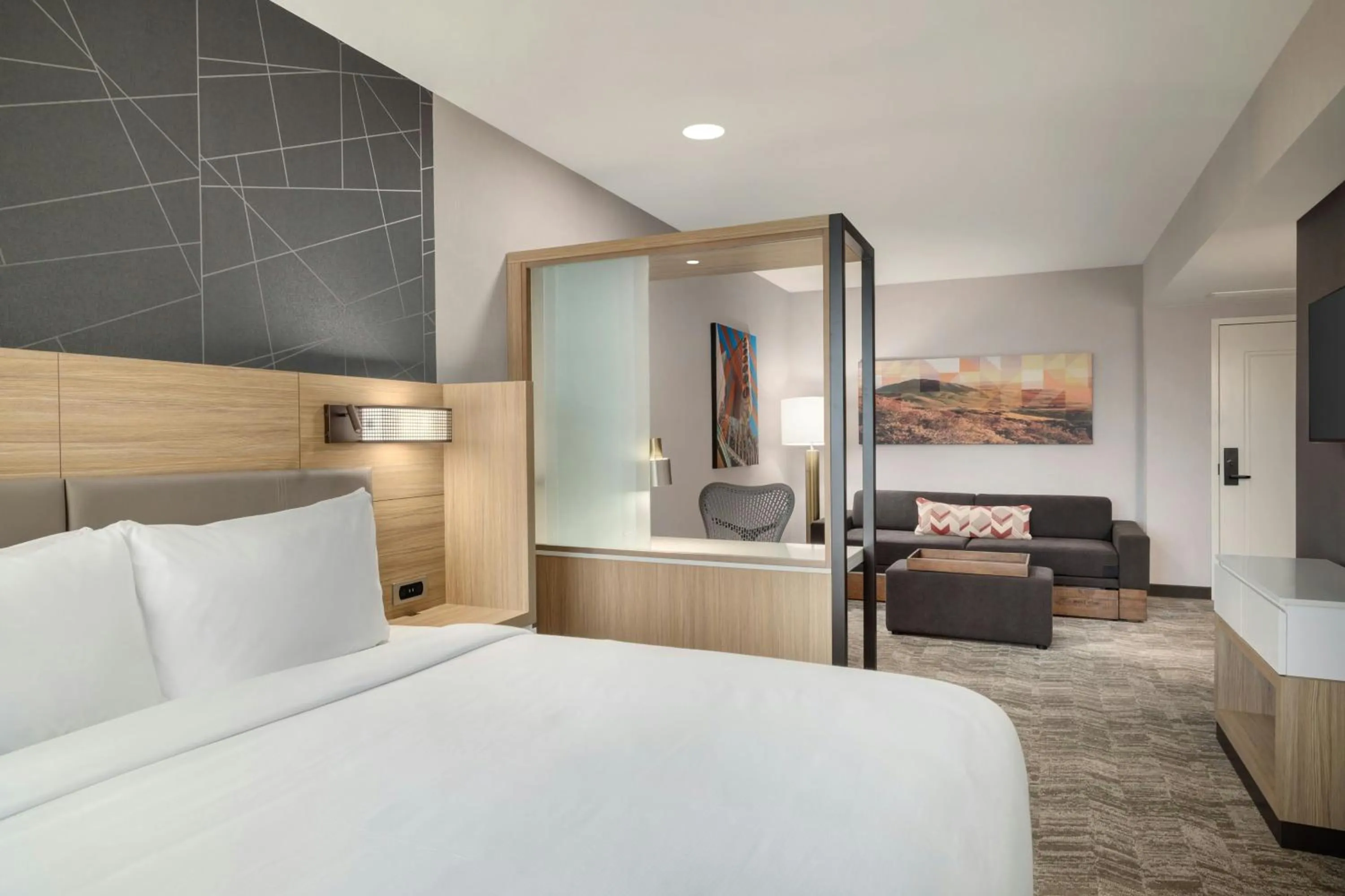 Photo of the whole room, Bed in SpringHill Suites by Marriott San Luis Obispo