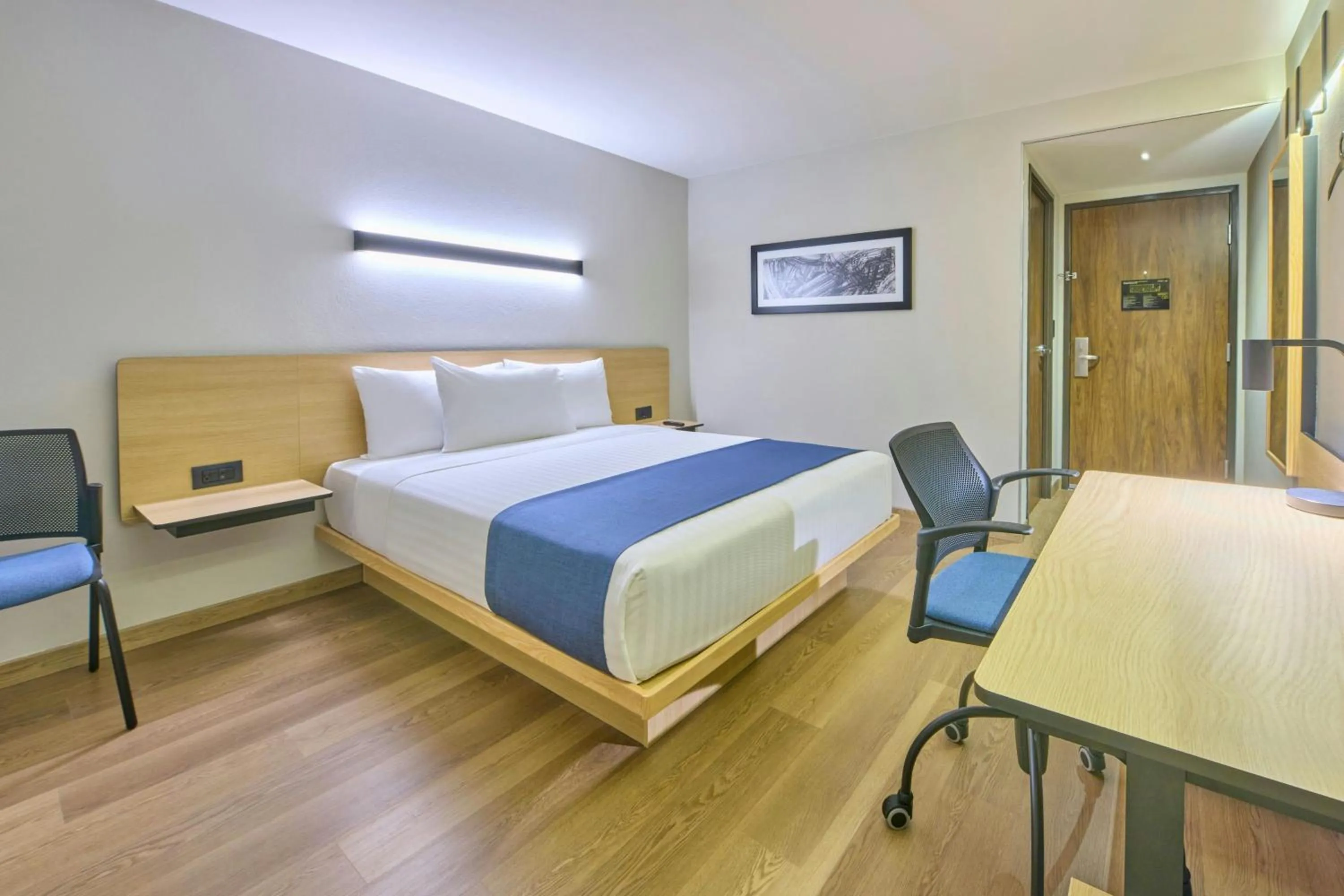 Photo of the whole room, Bed in City Express by Marriott Tijuana El Florido