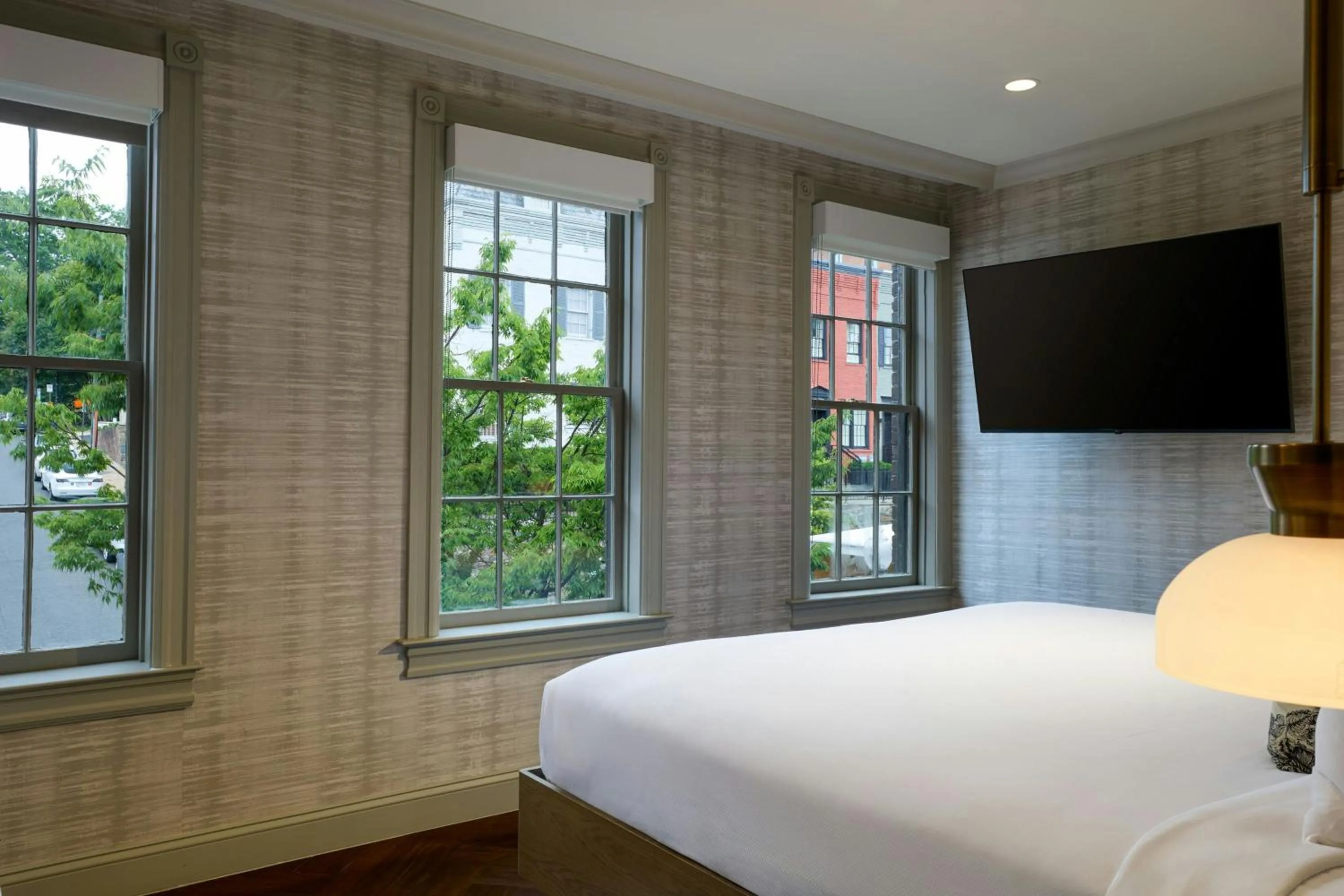 Bedroom, Bed in Canal House of Georgetown a Tribute Portfolio Hotel Georgetown, Washington D.C.