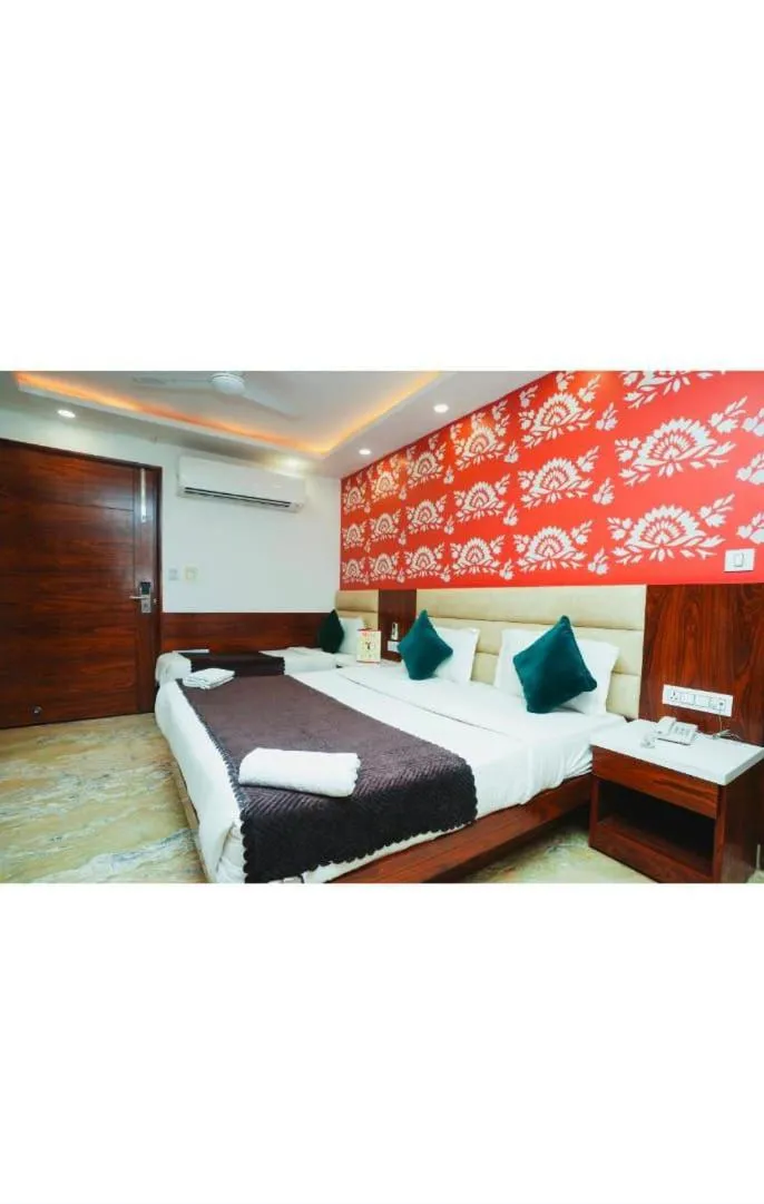 Bed in Hotel Kabir Palace Karol Bagh