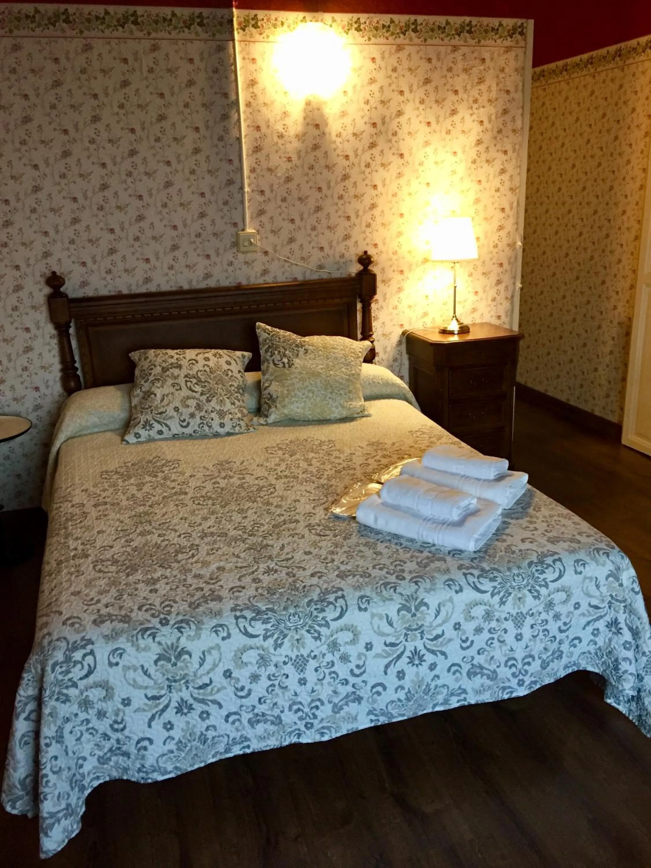 Bed in Balneario La Encarnacion