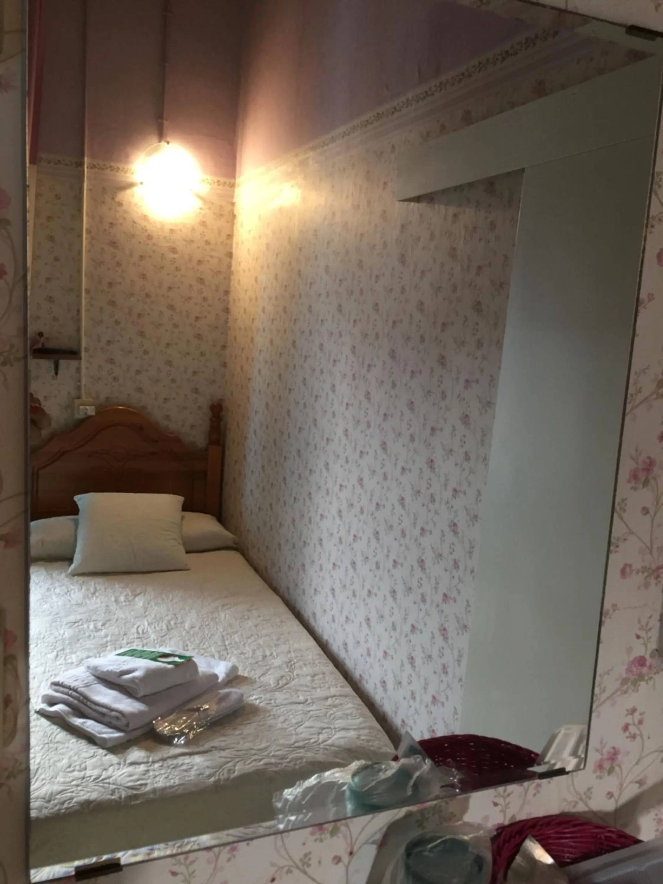 Bed in Balneario La Encarnacion