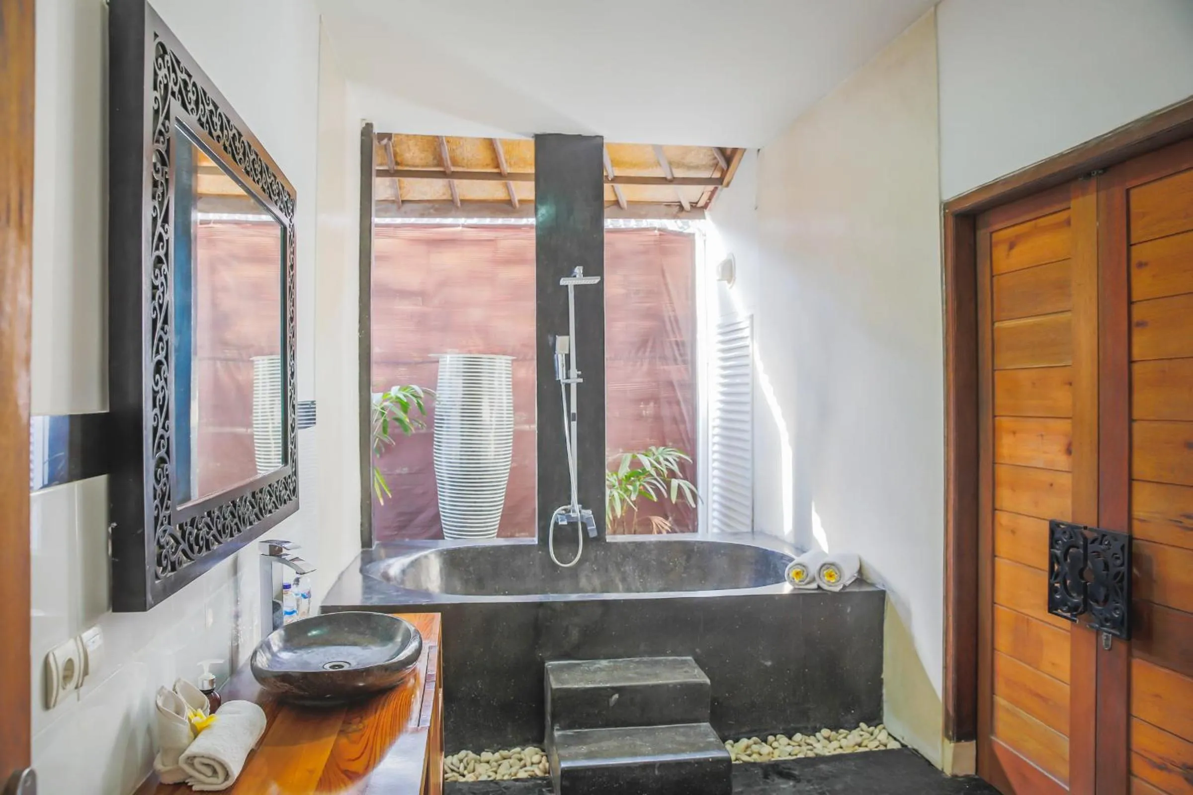 Shower in Villa Bali Caviar