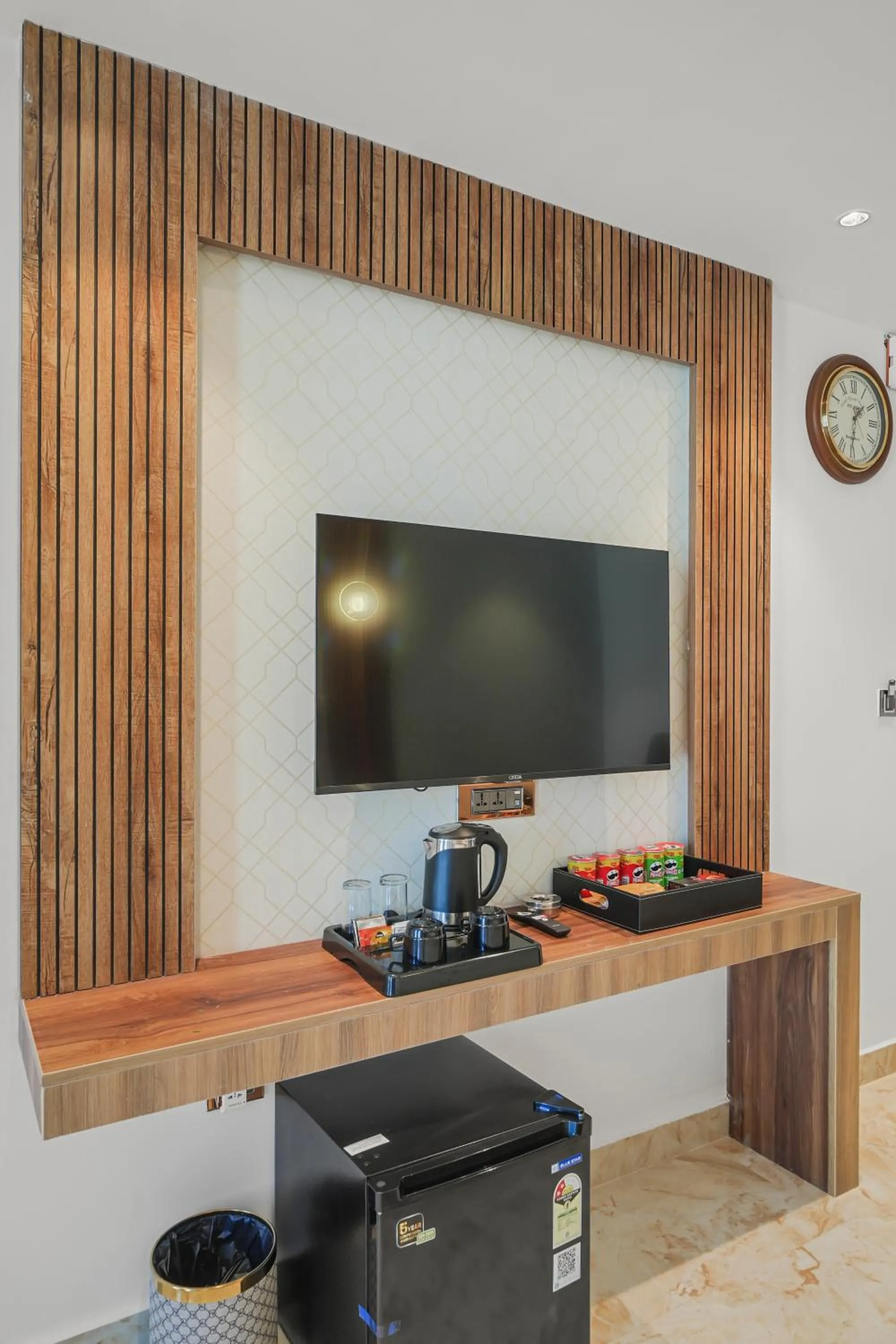 TV and multimedia in Hotel Grand Kasturi