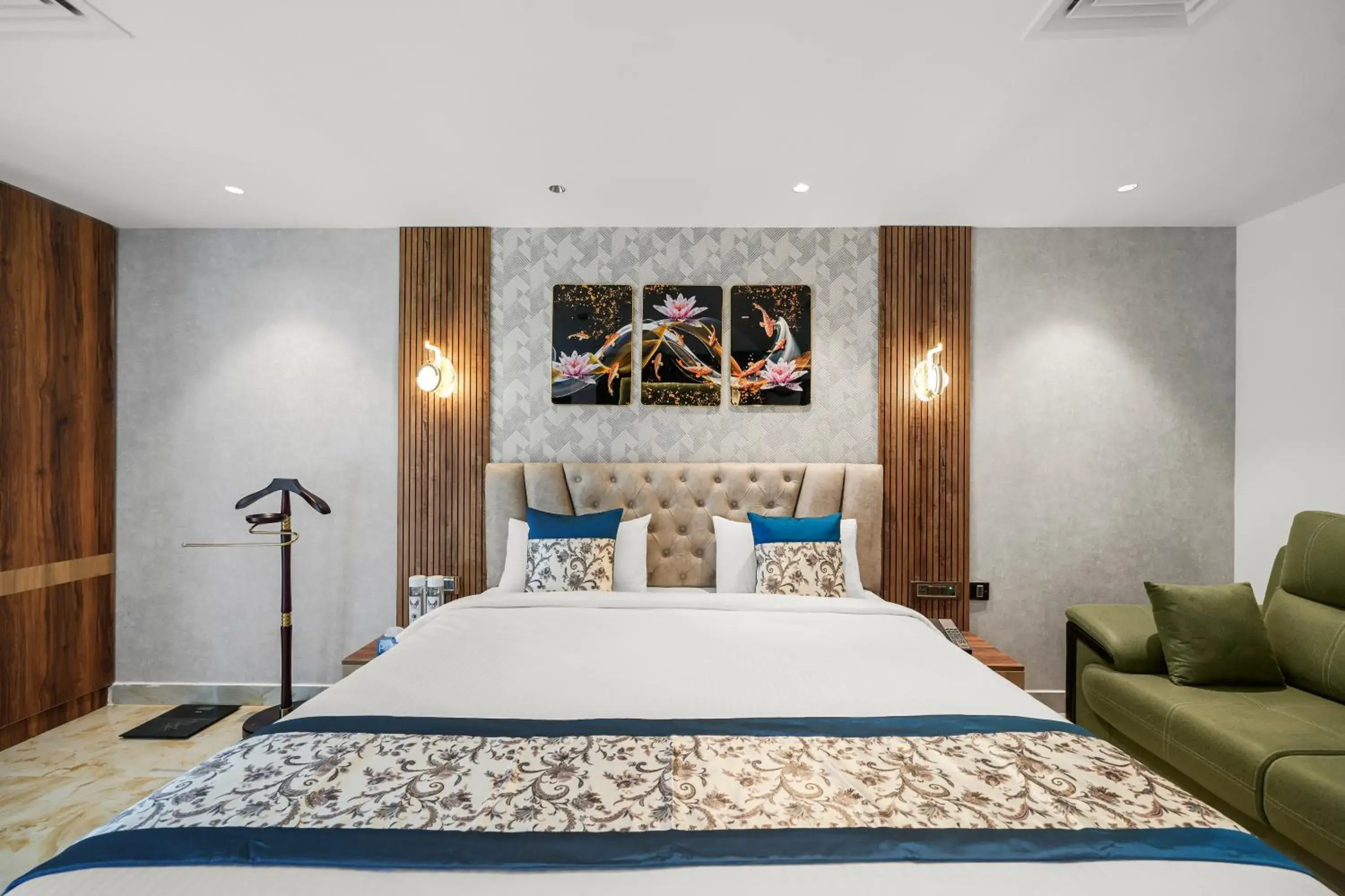 Bed in Hotel Grand Kasturi Bed in Hotel Grand Kasturi