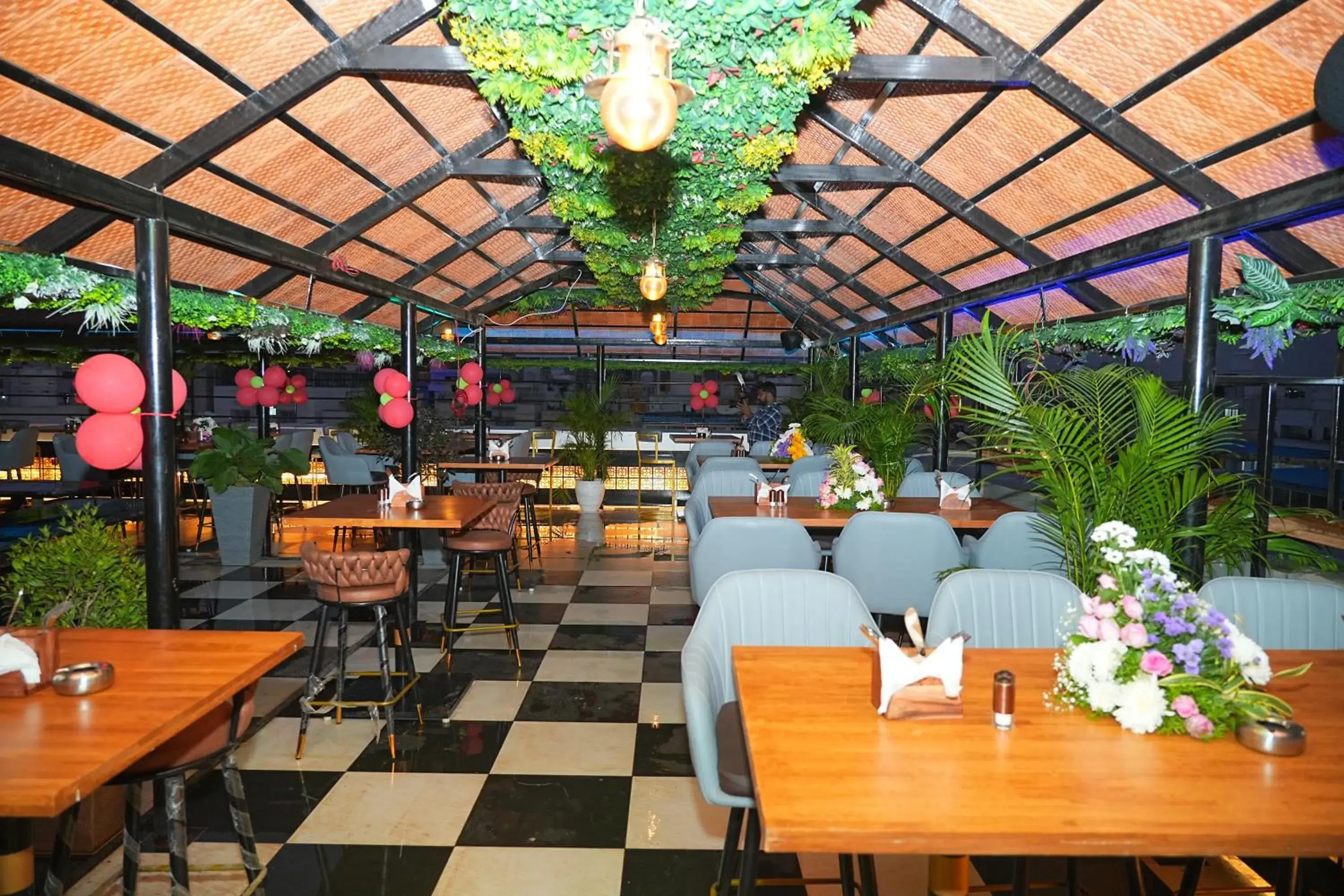 Restaurant/places to eat in Hotel Grand Kasturi Restaurant/places to eat in Hotel Grand Kasturi