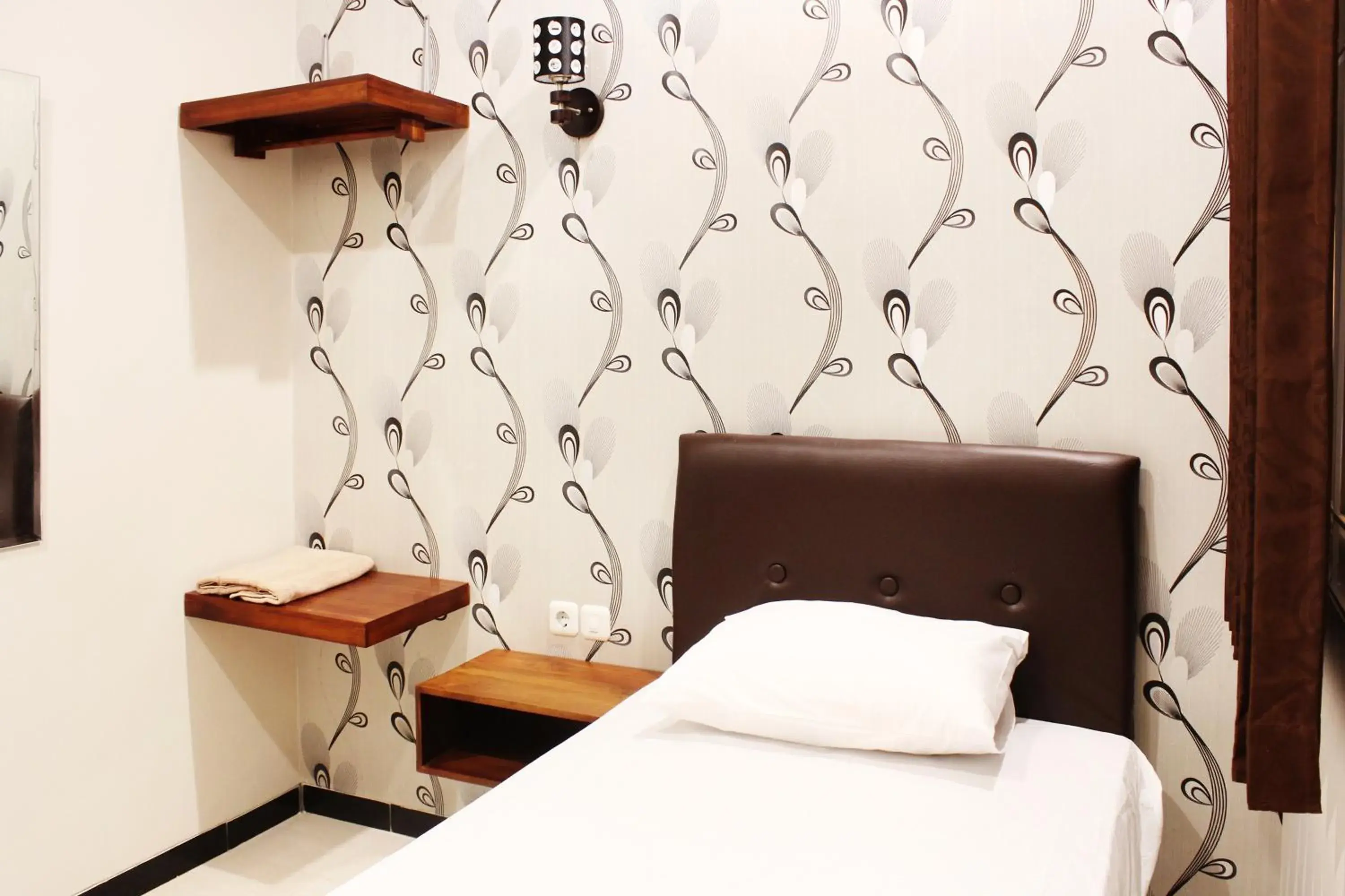 Bedroom, Bed in House of Dharmawan Bedroom, Bed in House of Dharmawan