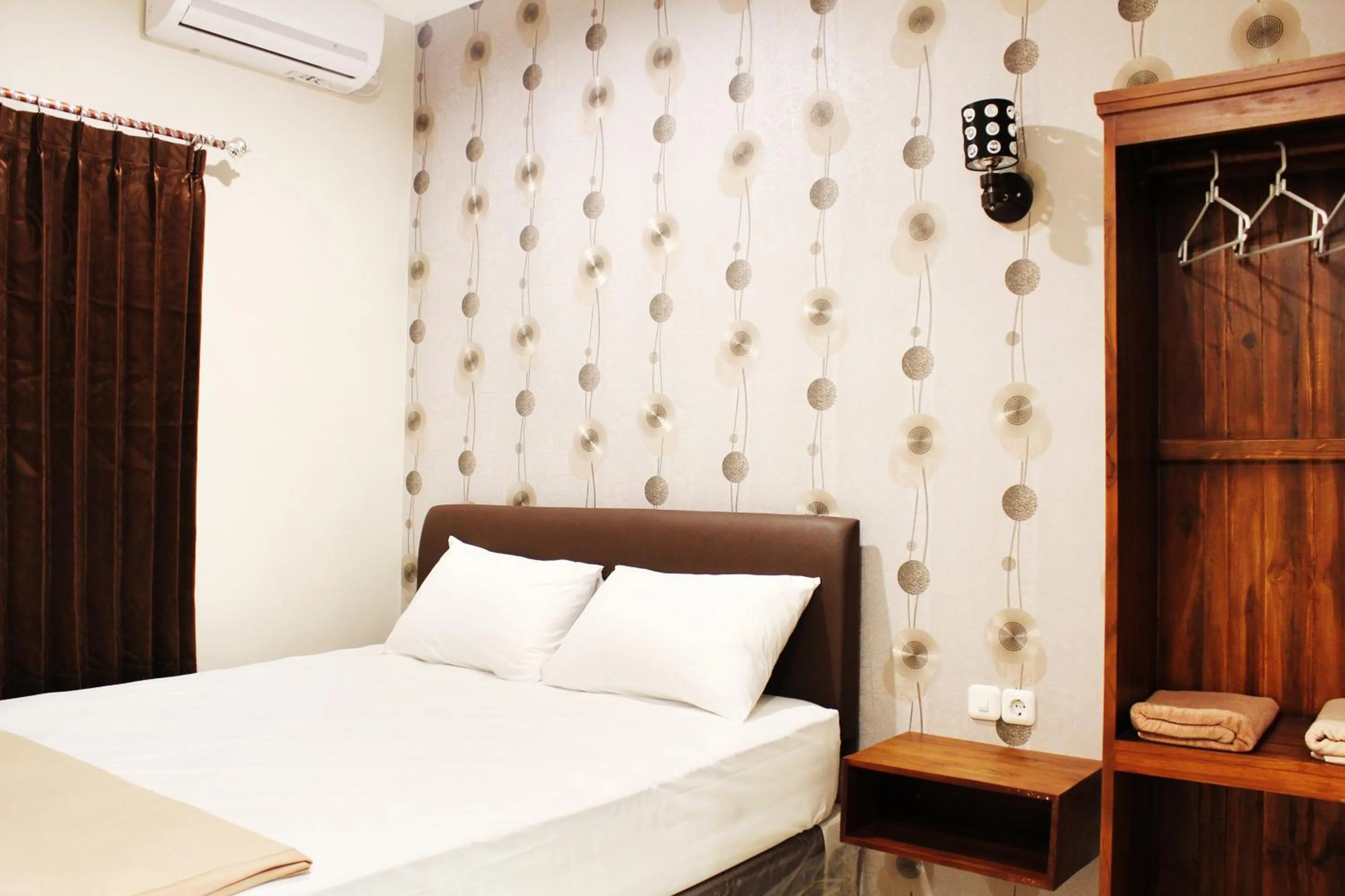 Bed in House of Dharmawan