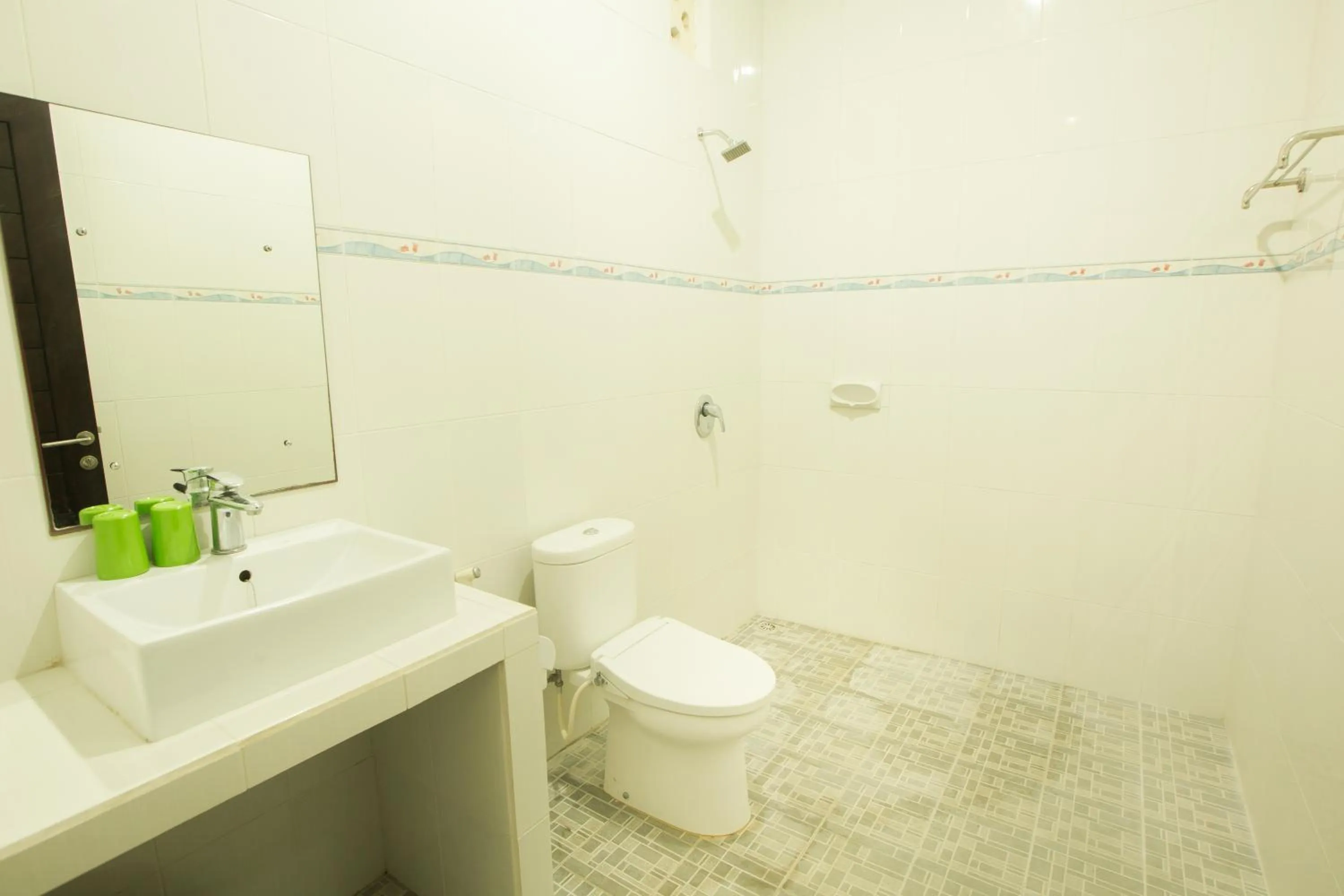 Bathroom in Wingsu Guest House