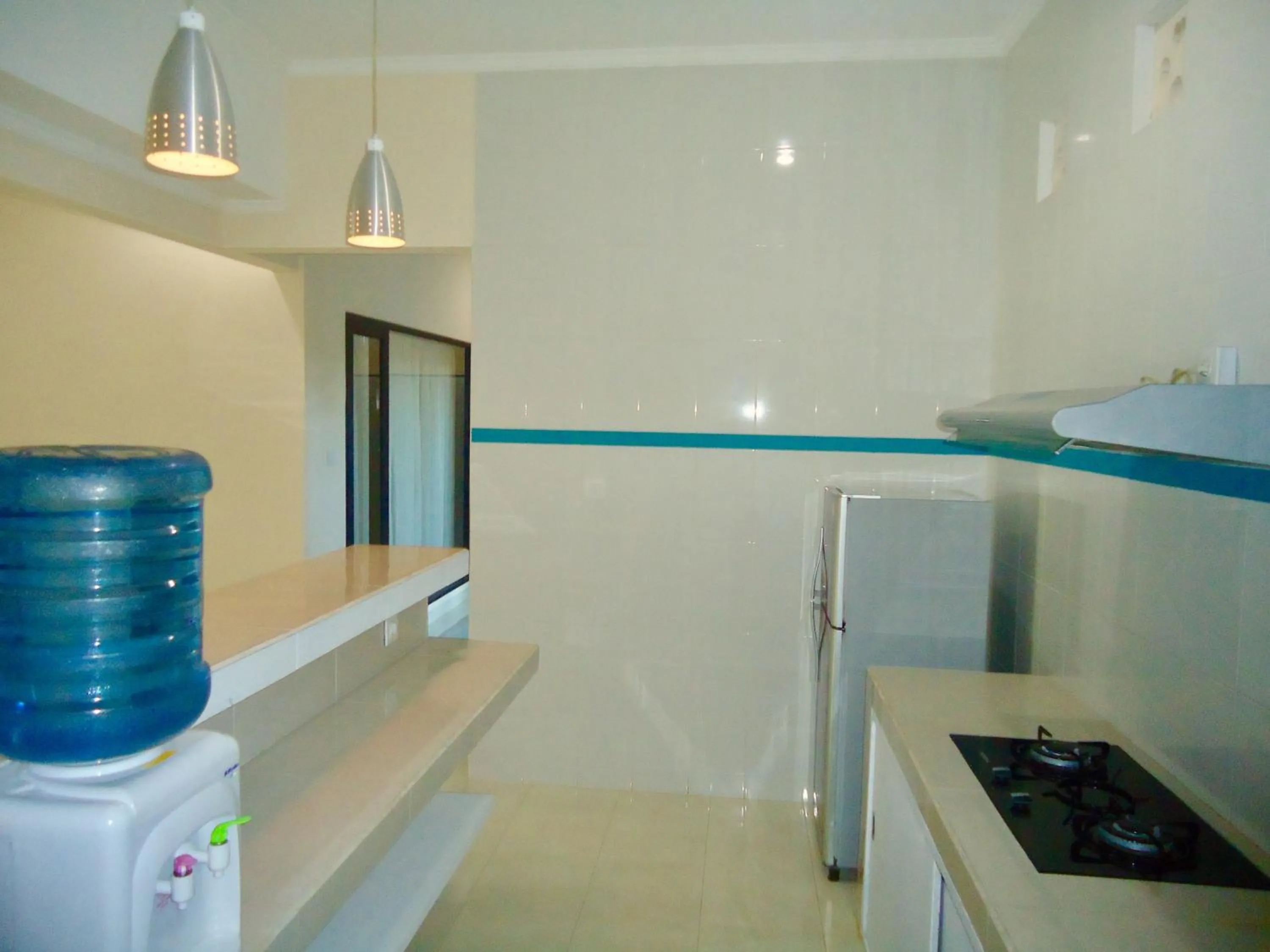 Communal kitchen in Wingsu Guest House