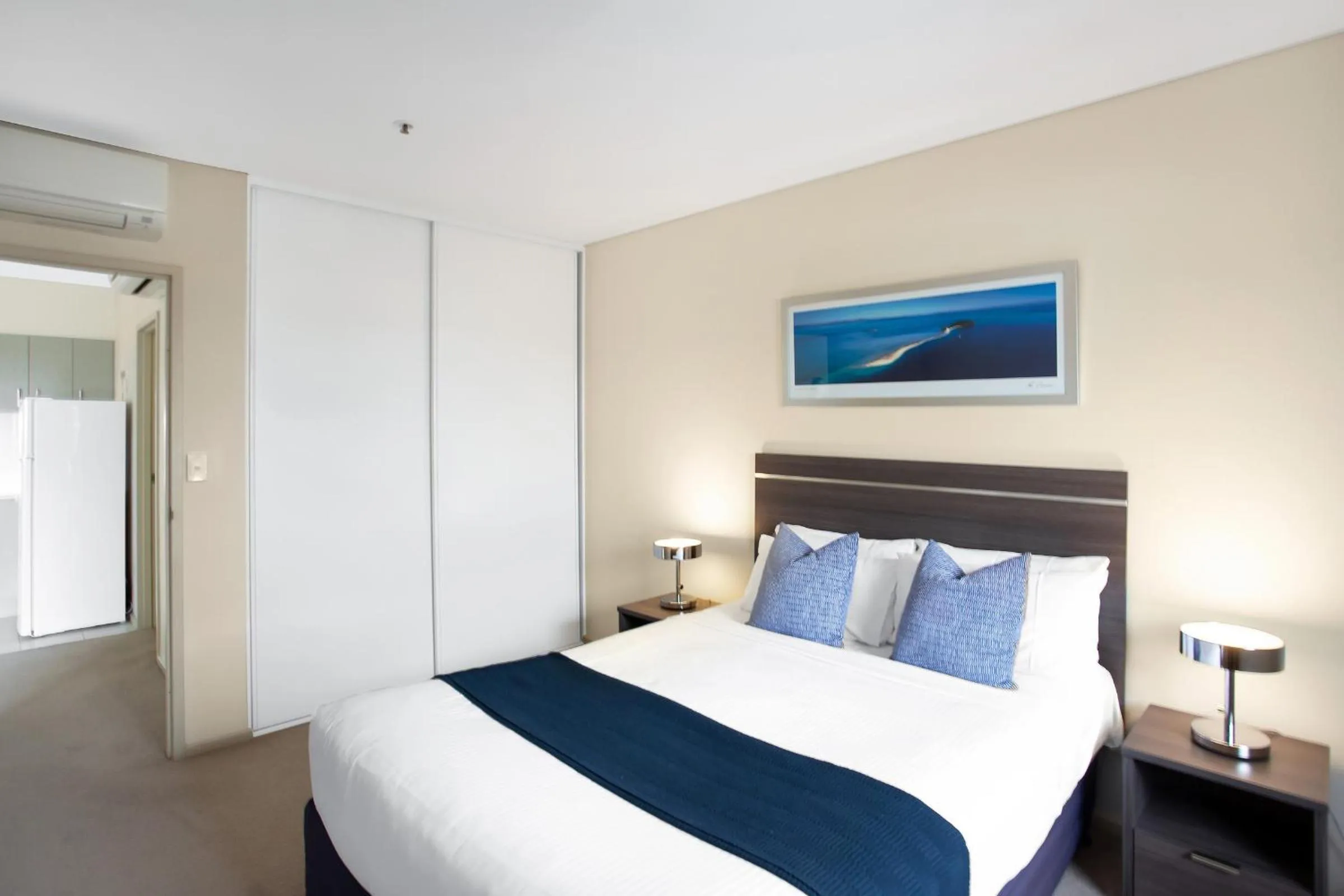 Bedroom, Bed in Hume Serviced Apartments