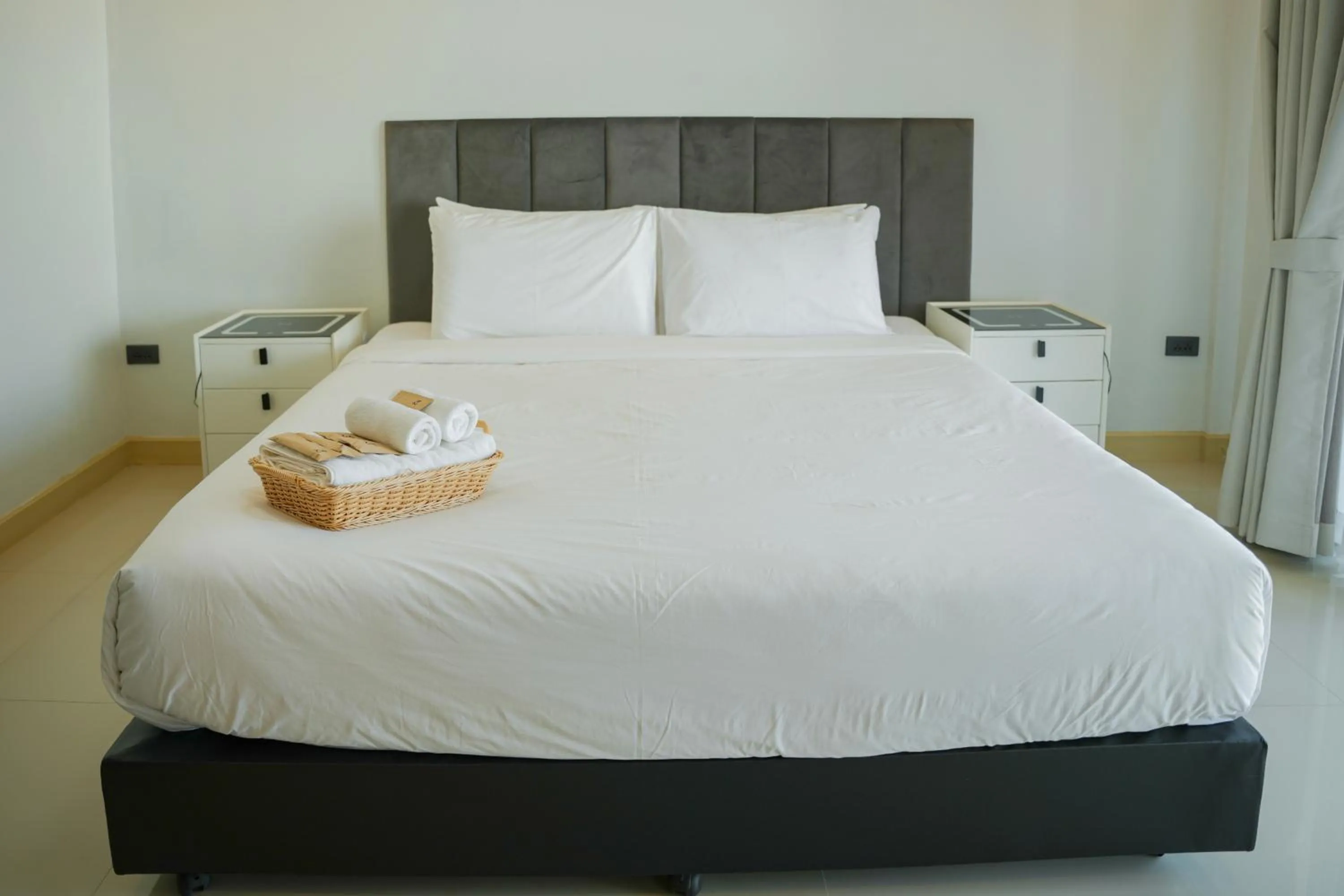 Bedroom, Bed in R2 Bed and Pool Kanchanaburi