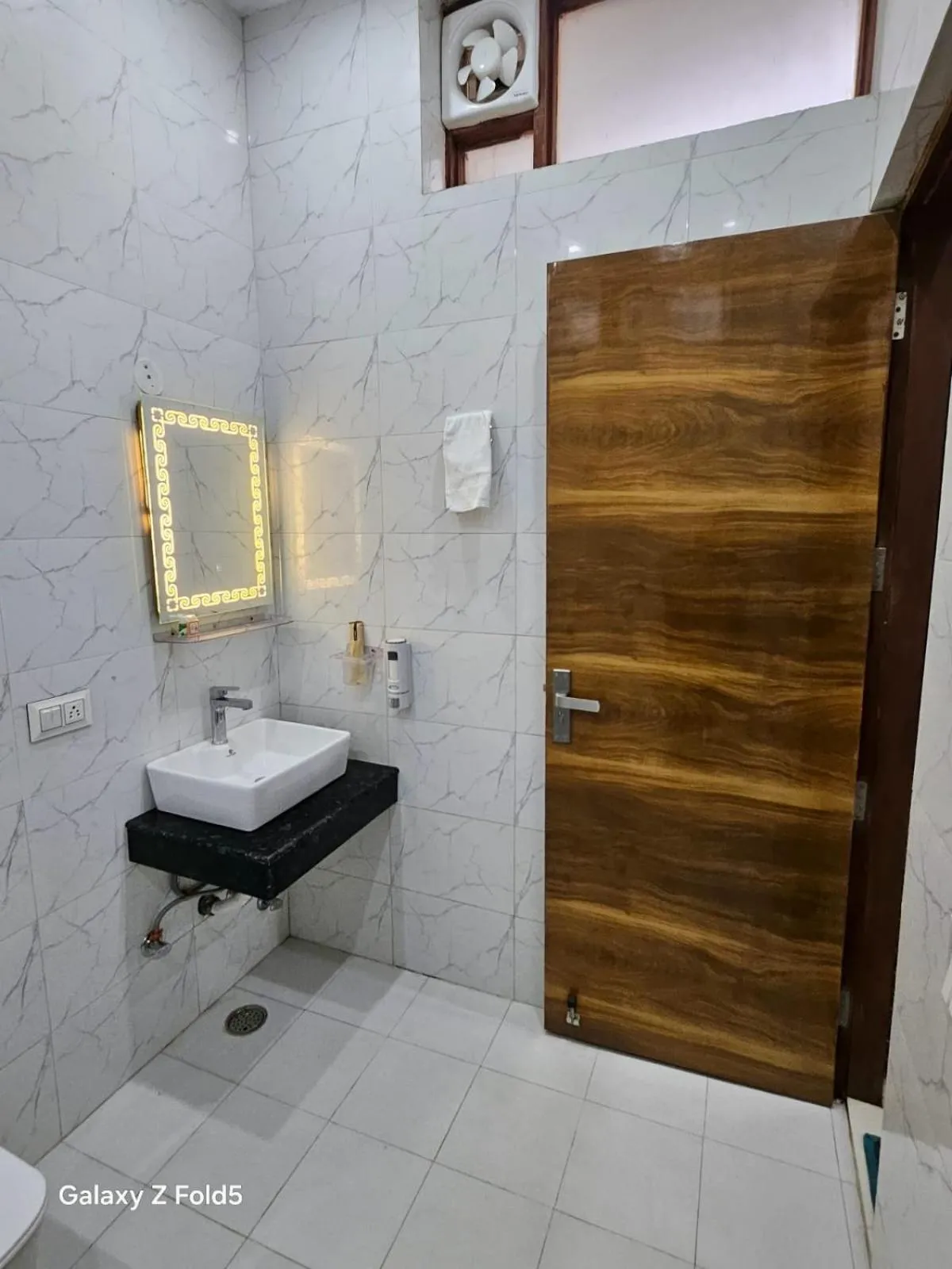 Bathroom in Ashirwaad 249