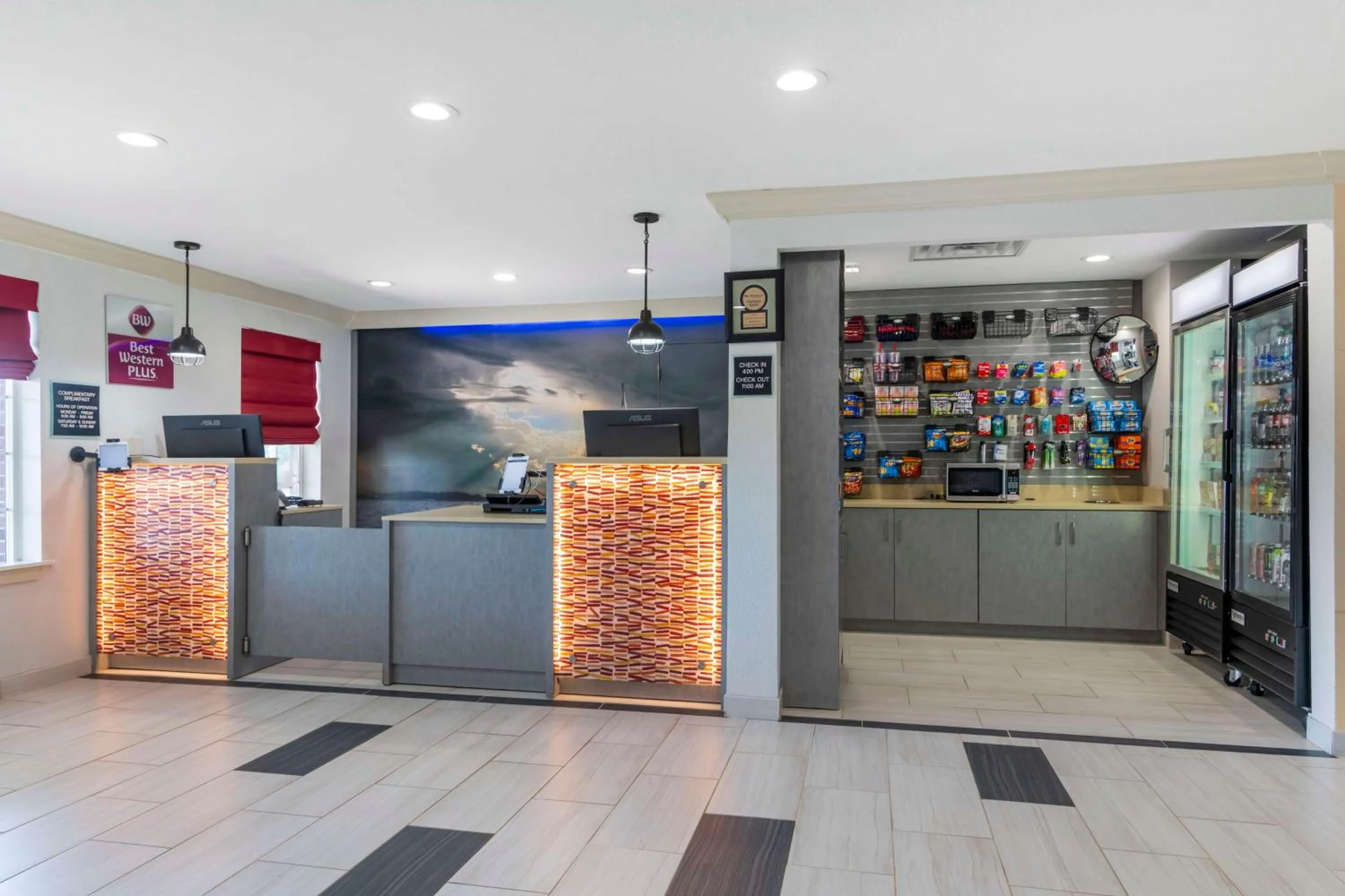 Lobby or reception in Best Western Plus Lake Lanier Gainesville Hotel & Suites