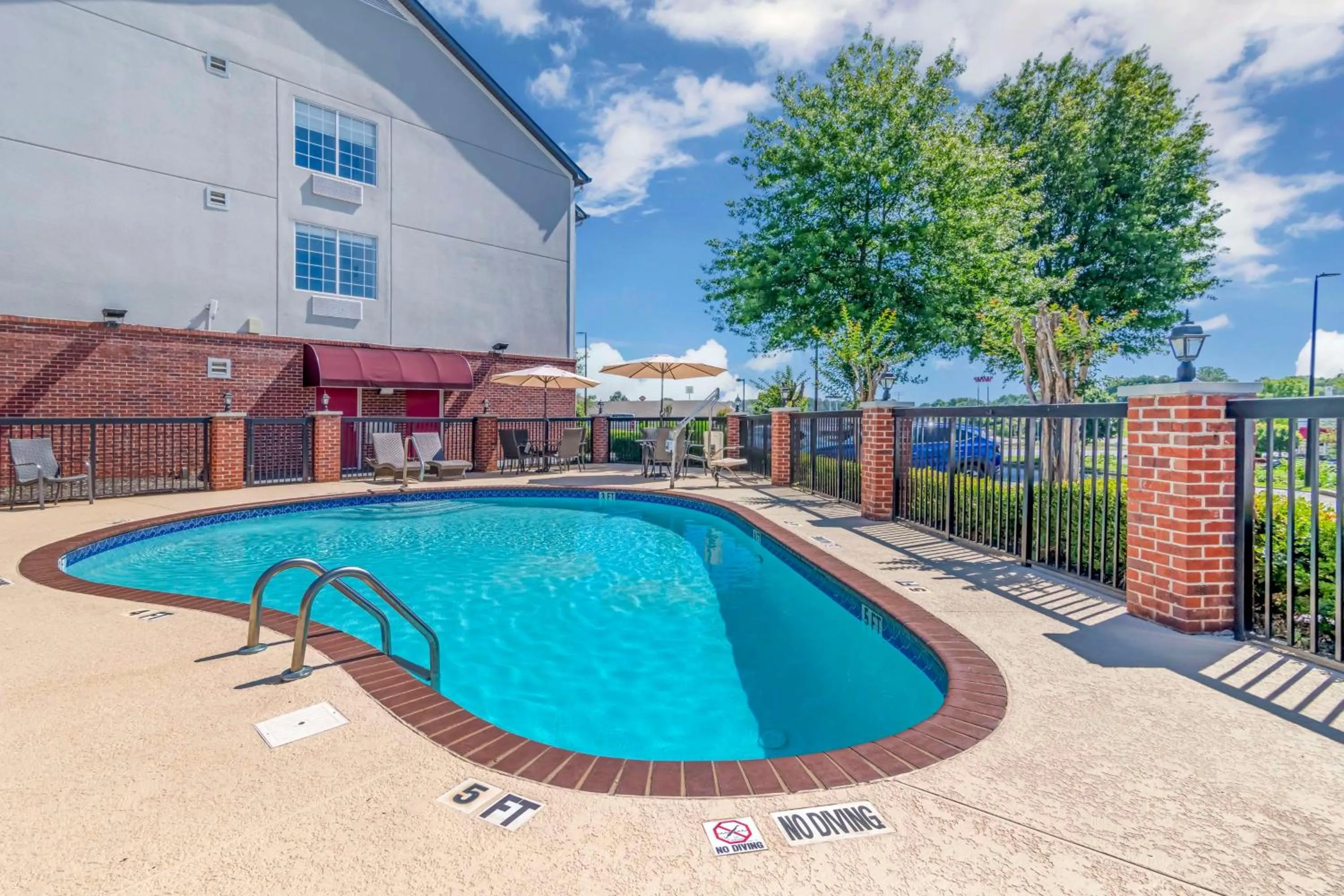 Pool view in Best Western Plus Lake Lanier Gainesville Hotel & Suites