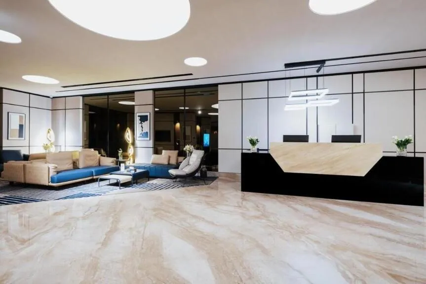 Property building in Modrest Hotel