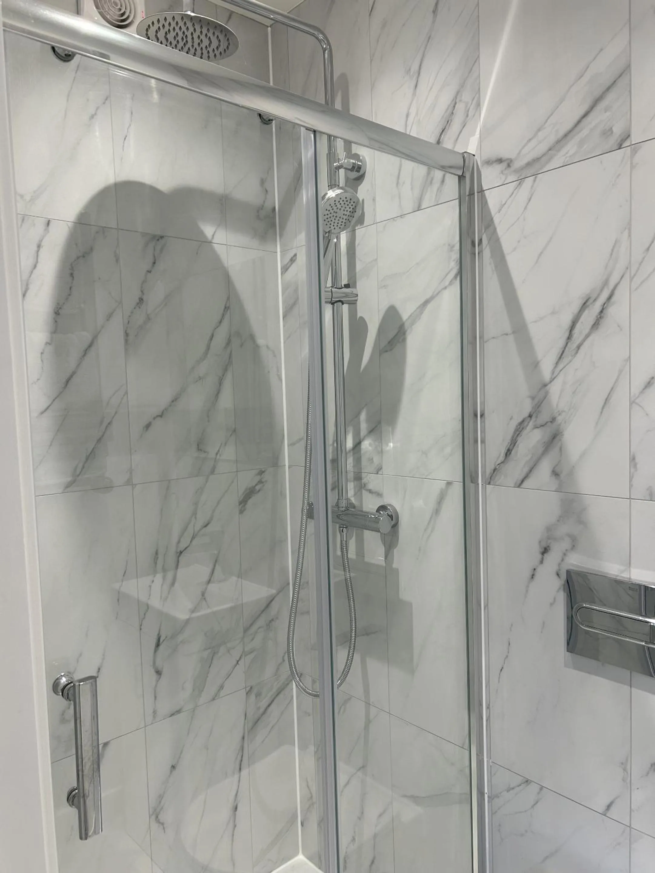 Bathroom in The Coniston Rooms