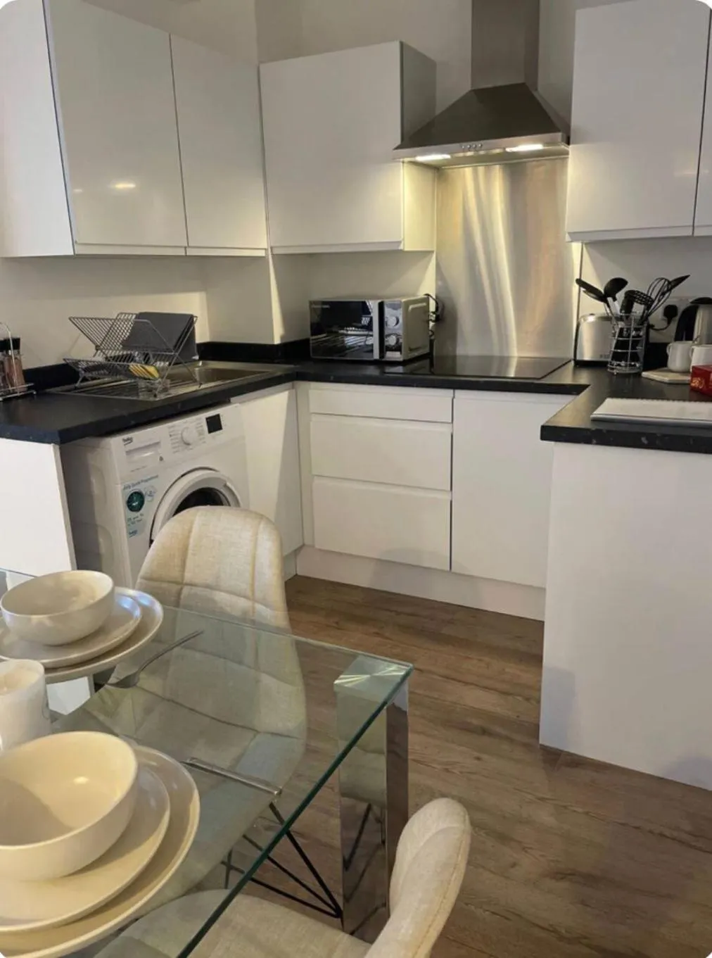 Modern studio in popular South Kensington location
