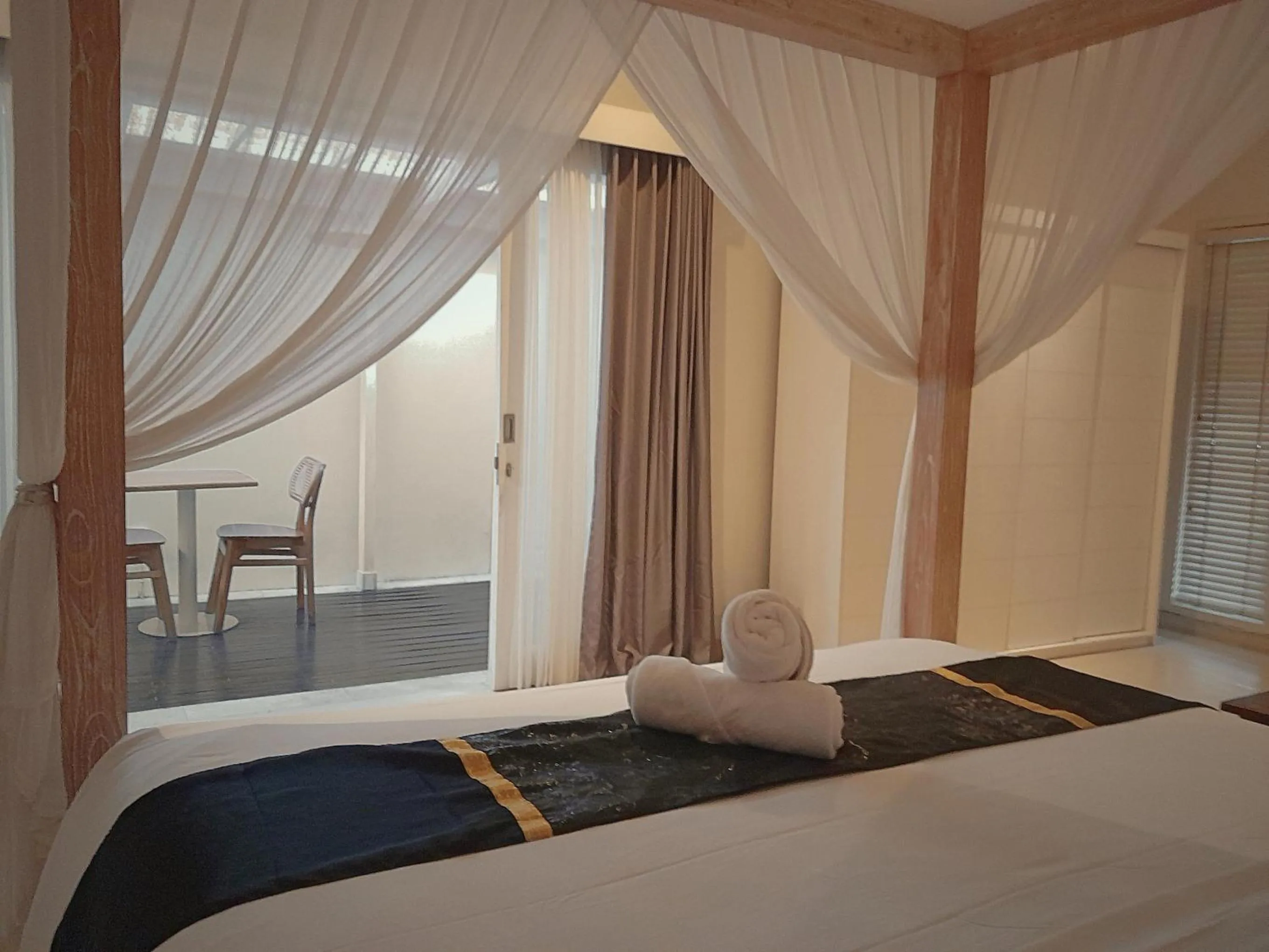 Bed in The Radian Villa