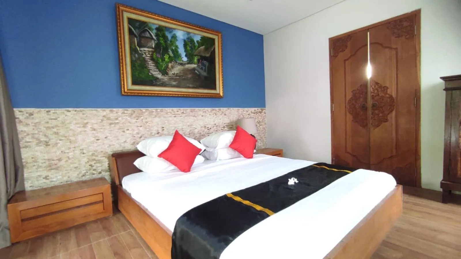 Bed in The Radian Villa