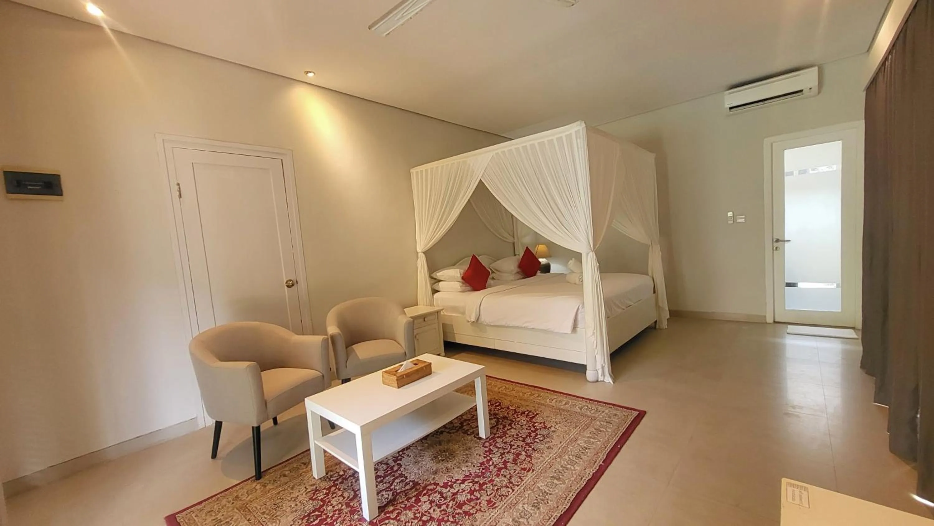Bed in The Radian Villa