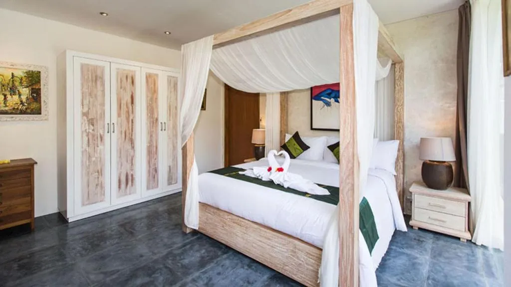 Bed in The Radian Villa
