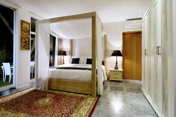 Bed in The Radian Villa