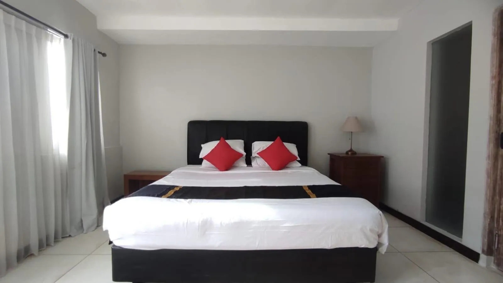 Bed in The Radian Villa