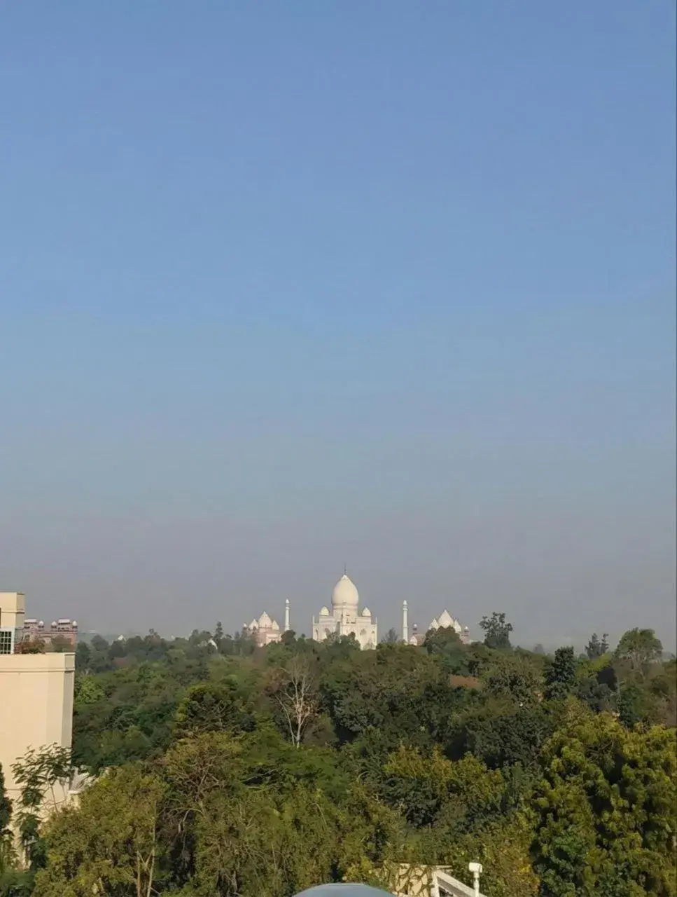 The Street homestay 600m from Taj Mahal The Street homestay 600m from Taj Mahal