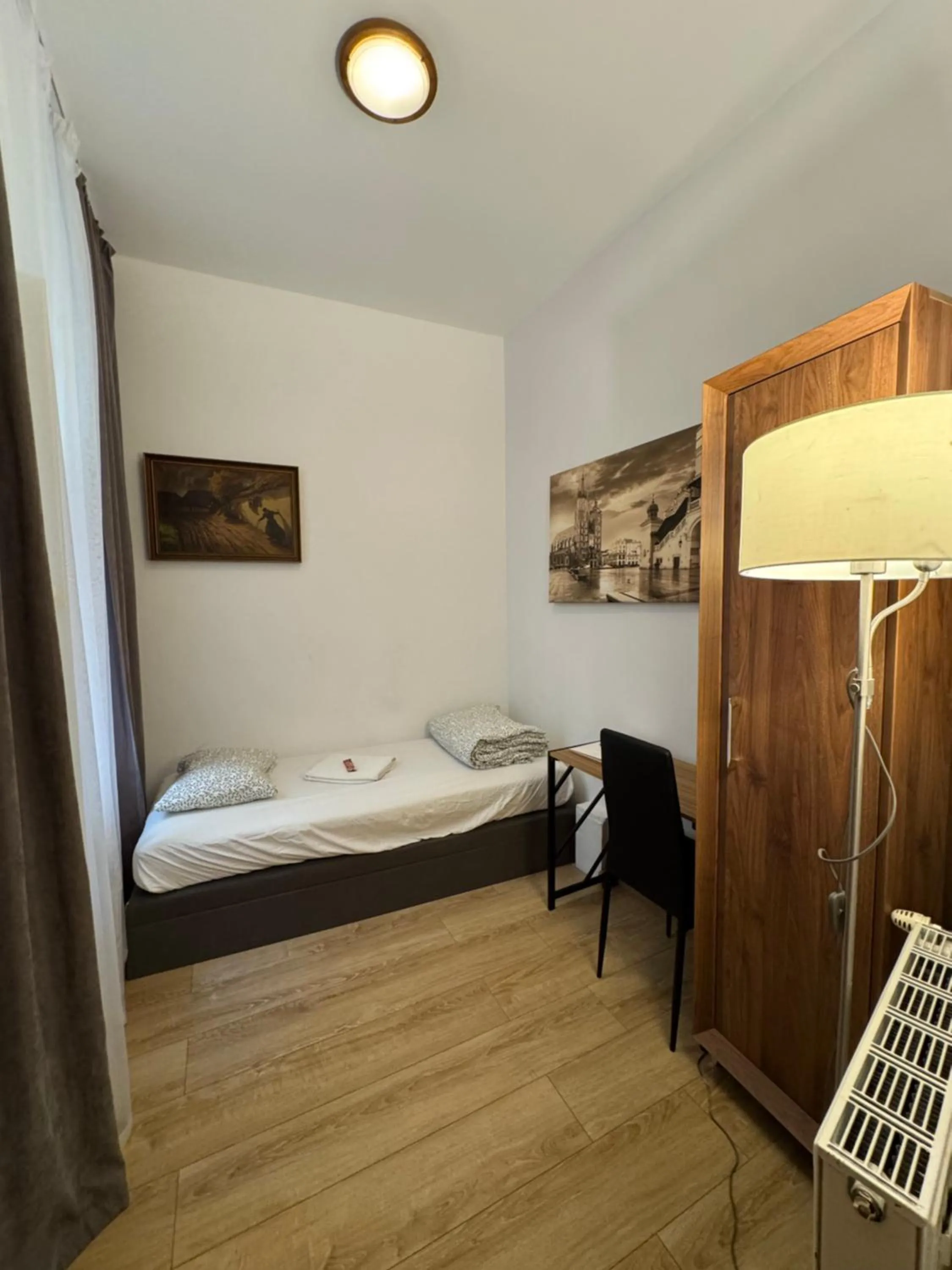 Photo of the whole room, Bed in Amber Hostel