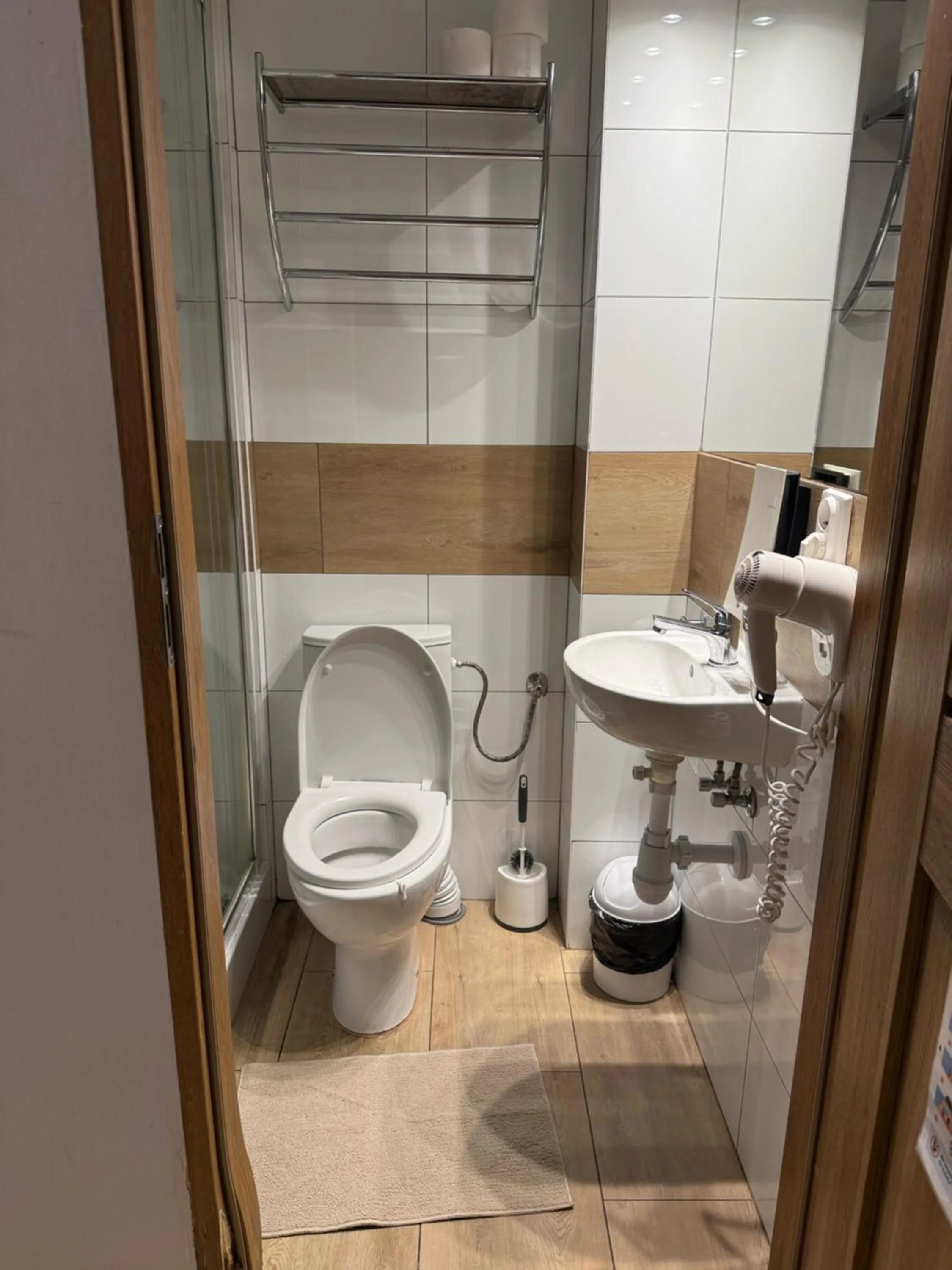 Photo of the whole room in Amber Hostel