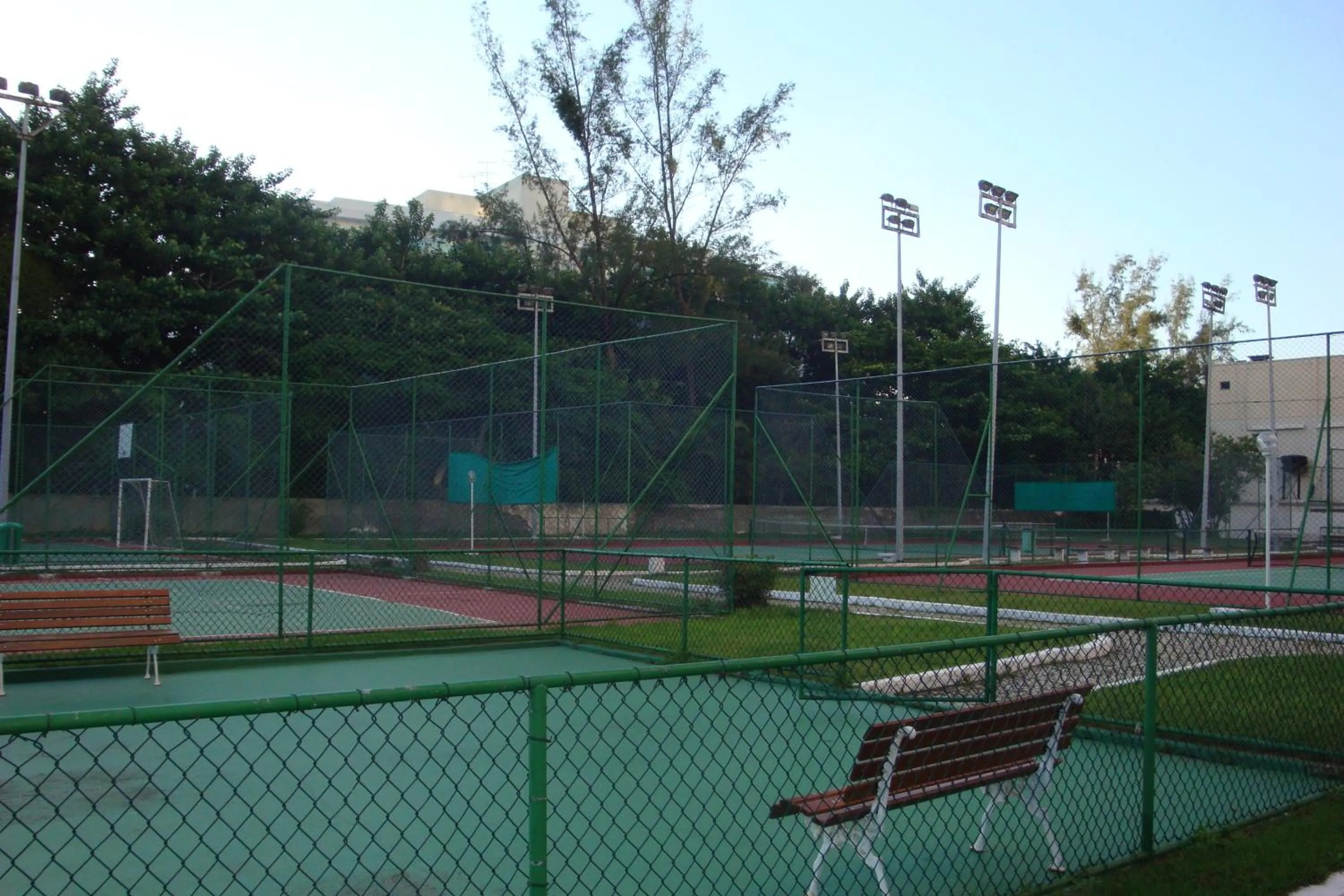 Tennis court in Residencial Portal da Barra