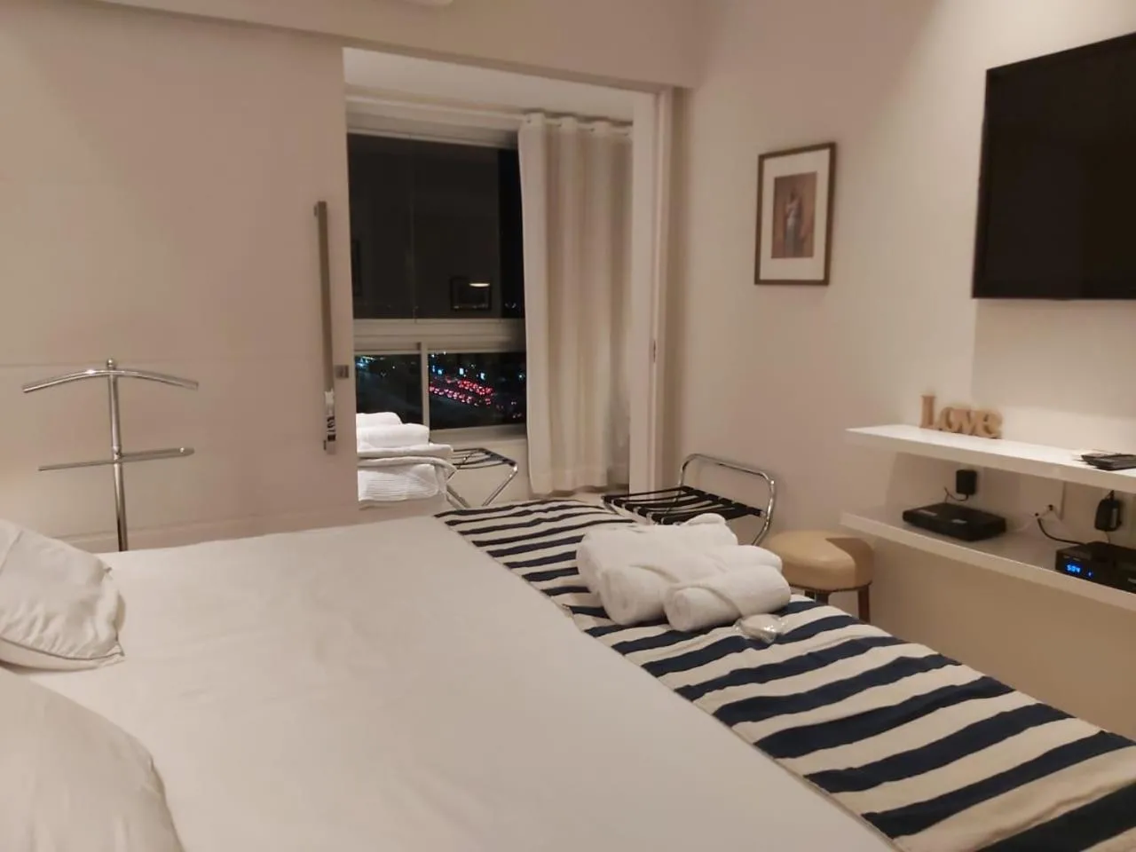 Bedroom, Bed in Residencial Portal da Barra