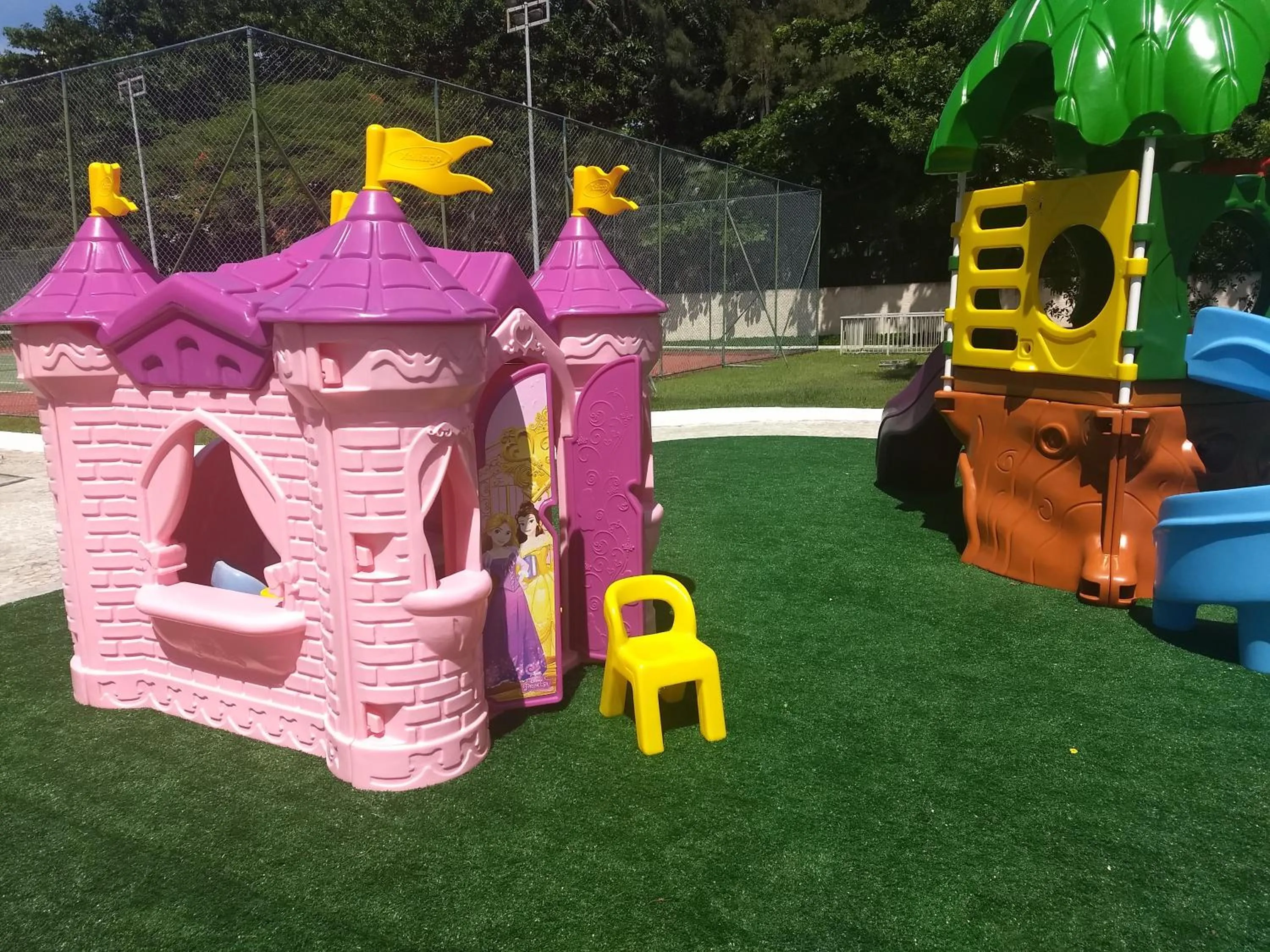 Children play ground in Residencial Portal da Barra