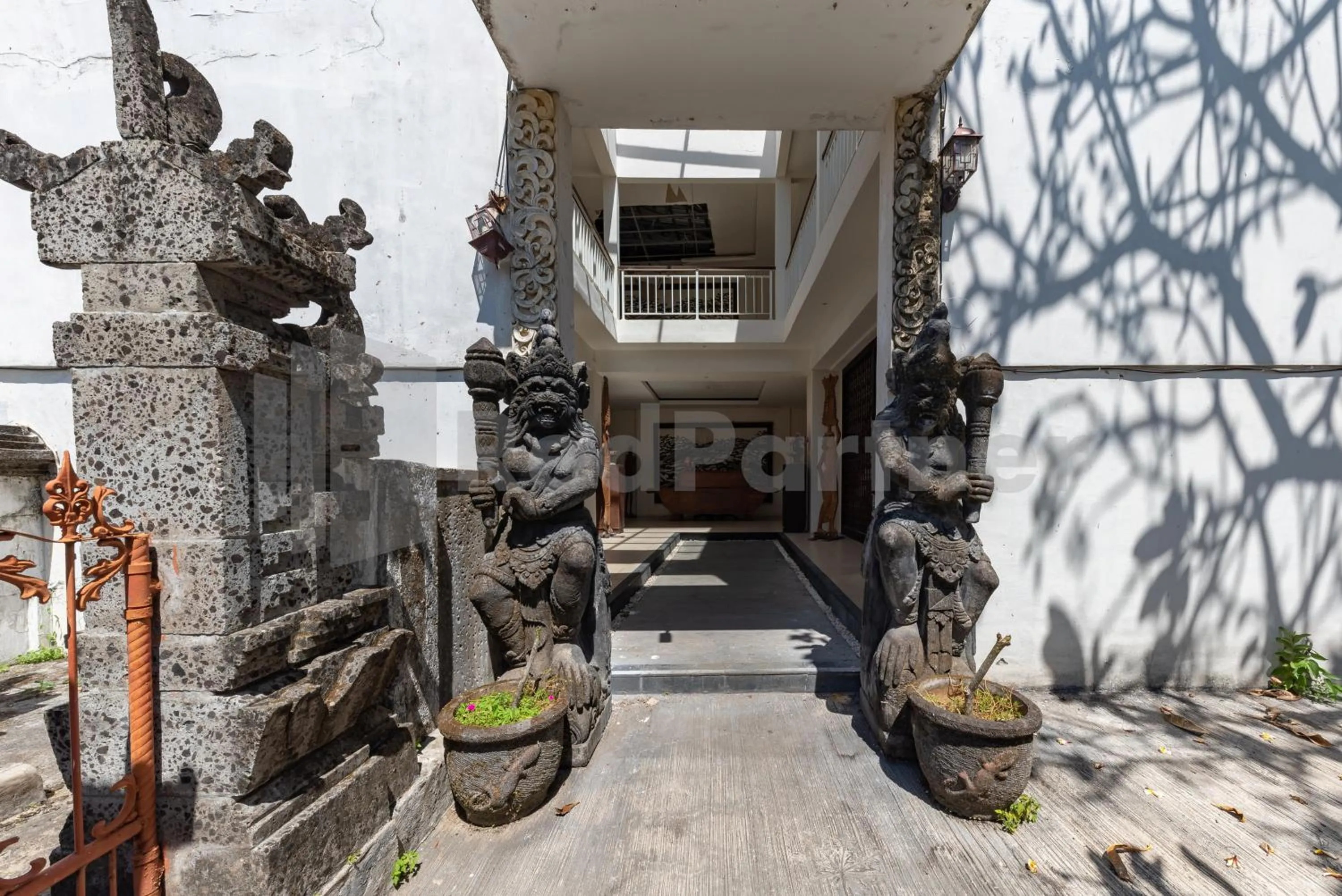 Property building in Ozz Hotel Kuta Bali manage by Ozz Group