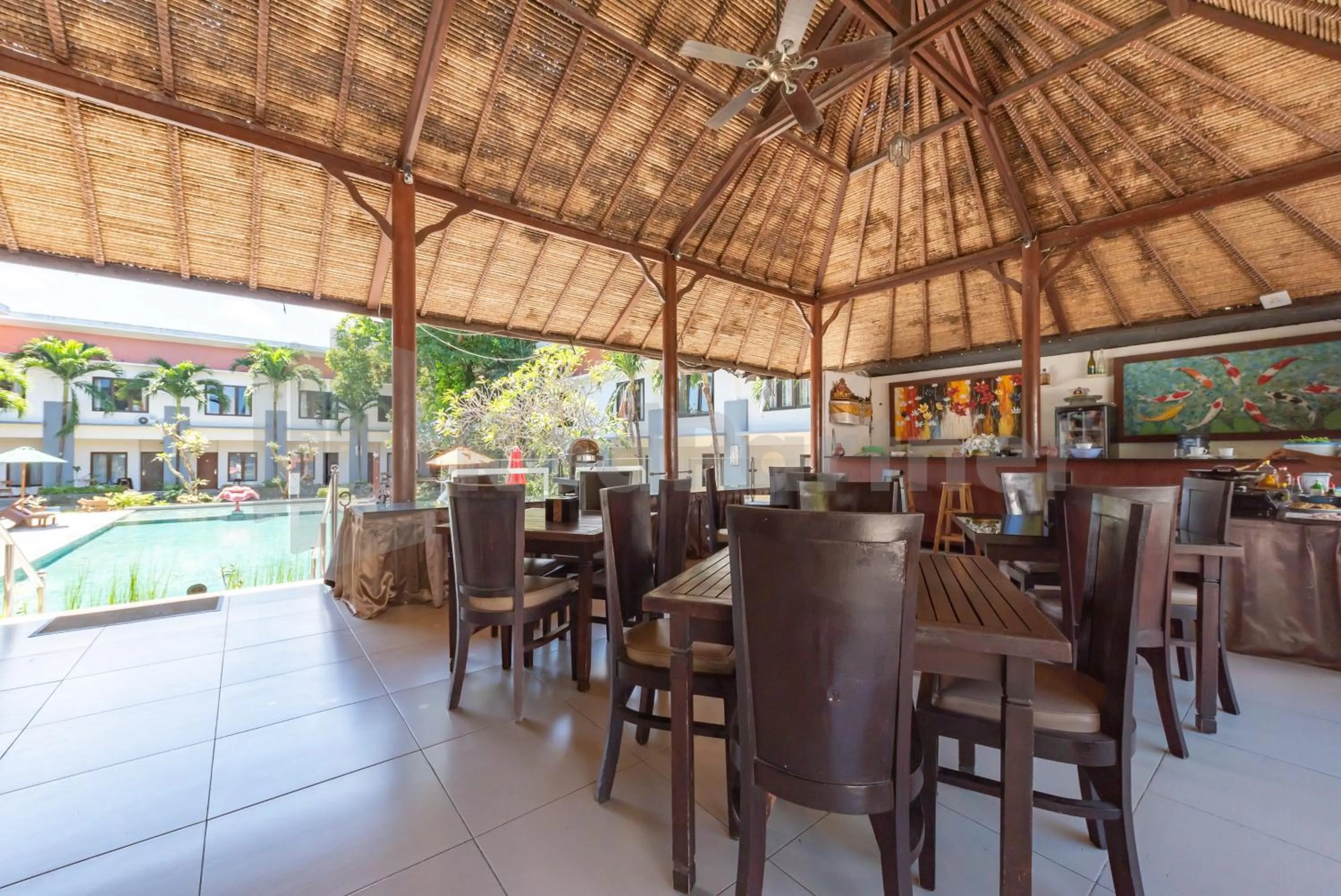 Restaurant/places to eat in Ozz Hotel Kuta Bali manage by Ozz Group