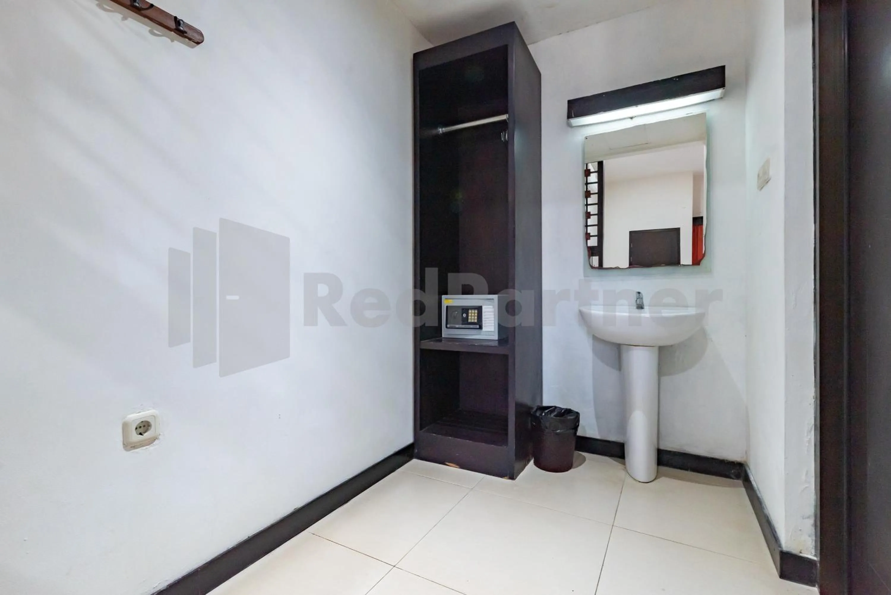 Bathroom in Ozz Hotel Kuta Bali manage by Ozz Group