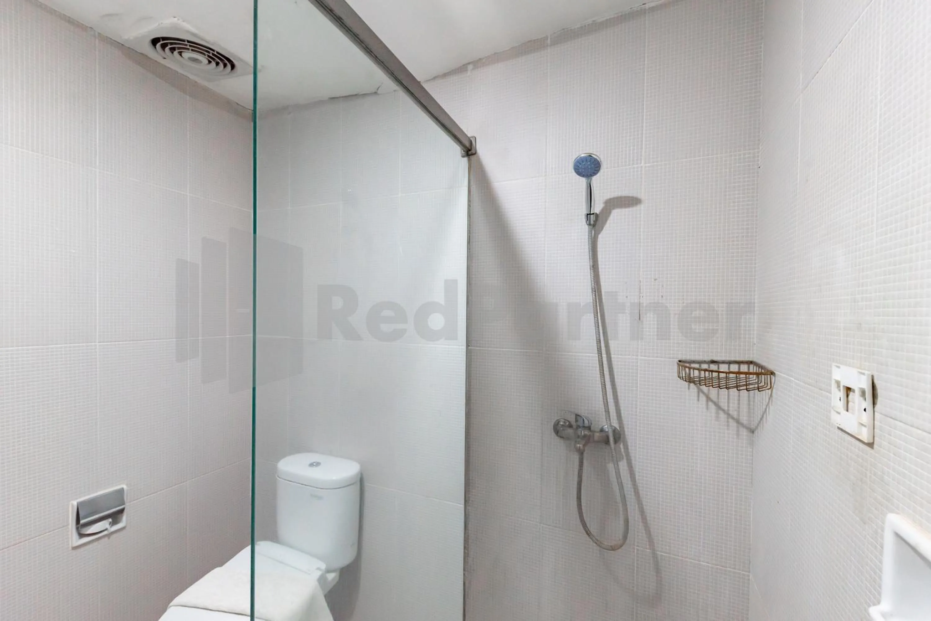Bathroom in Ozz Hotel Kuta Bali manage by Ozz Group