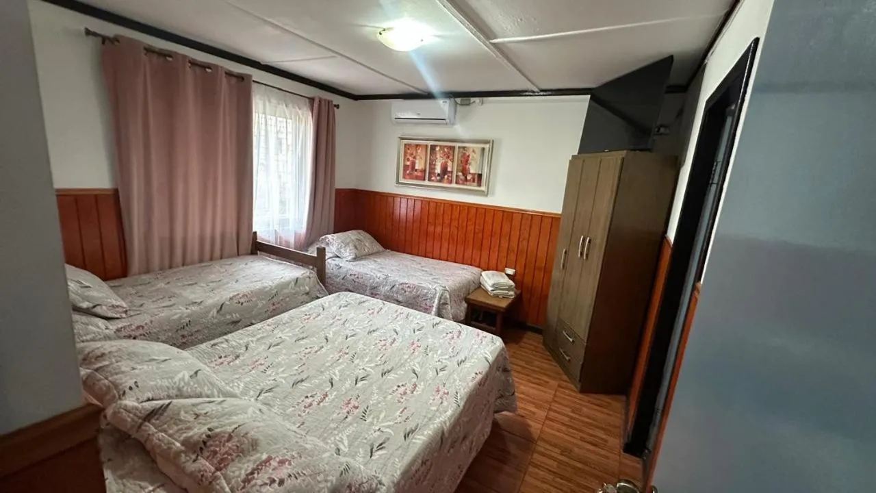 Bed in Residencial Las Palmeras